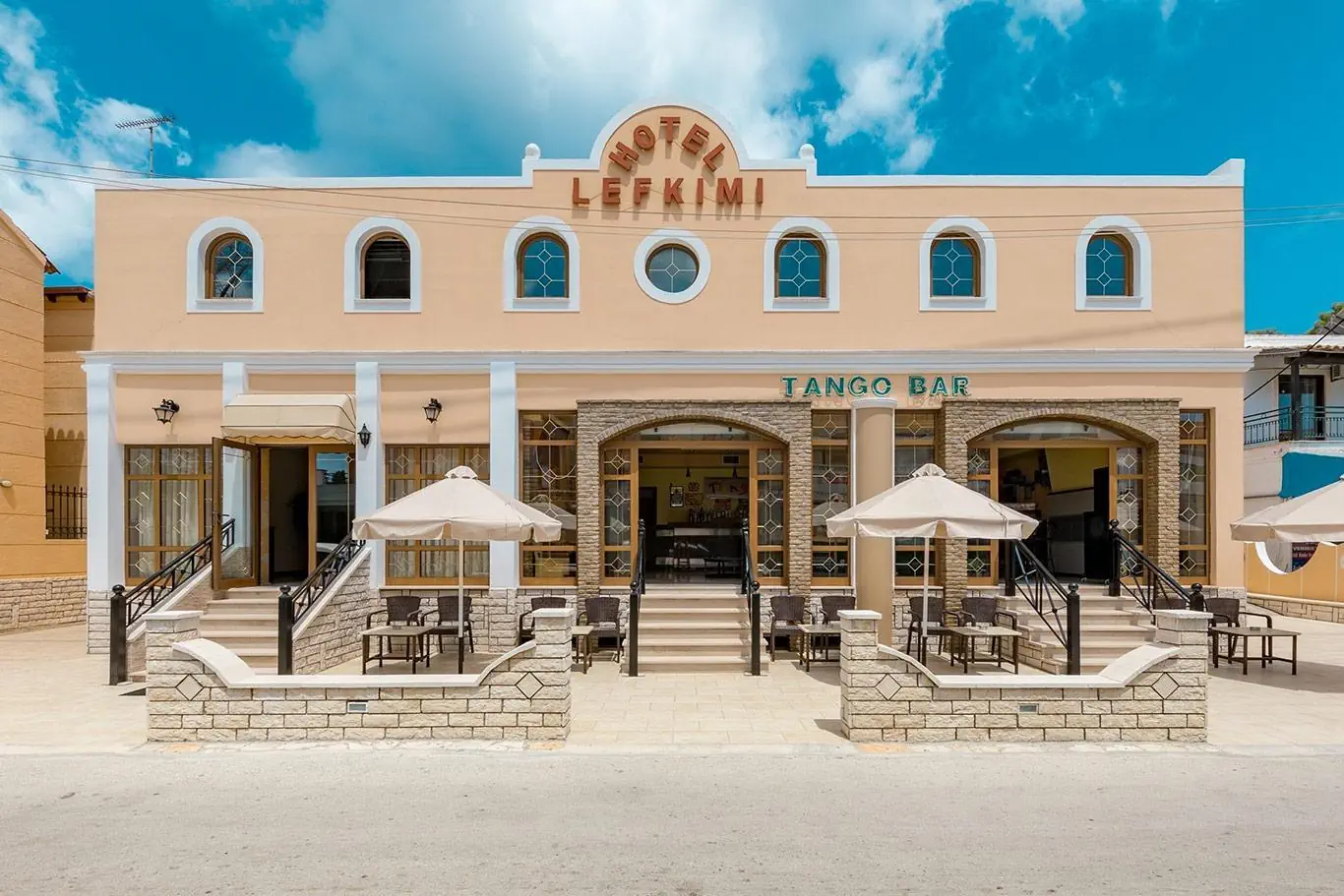 LEFKIMI HOTEL