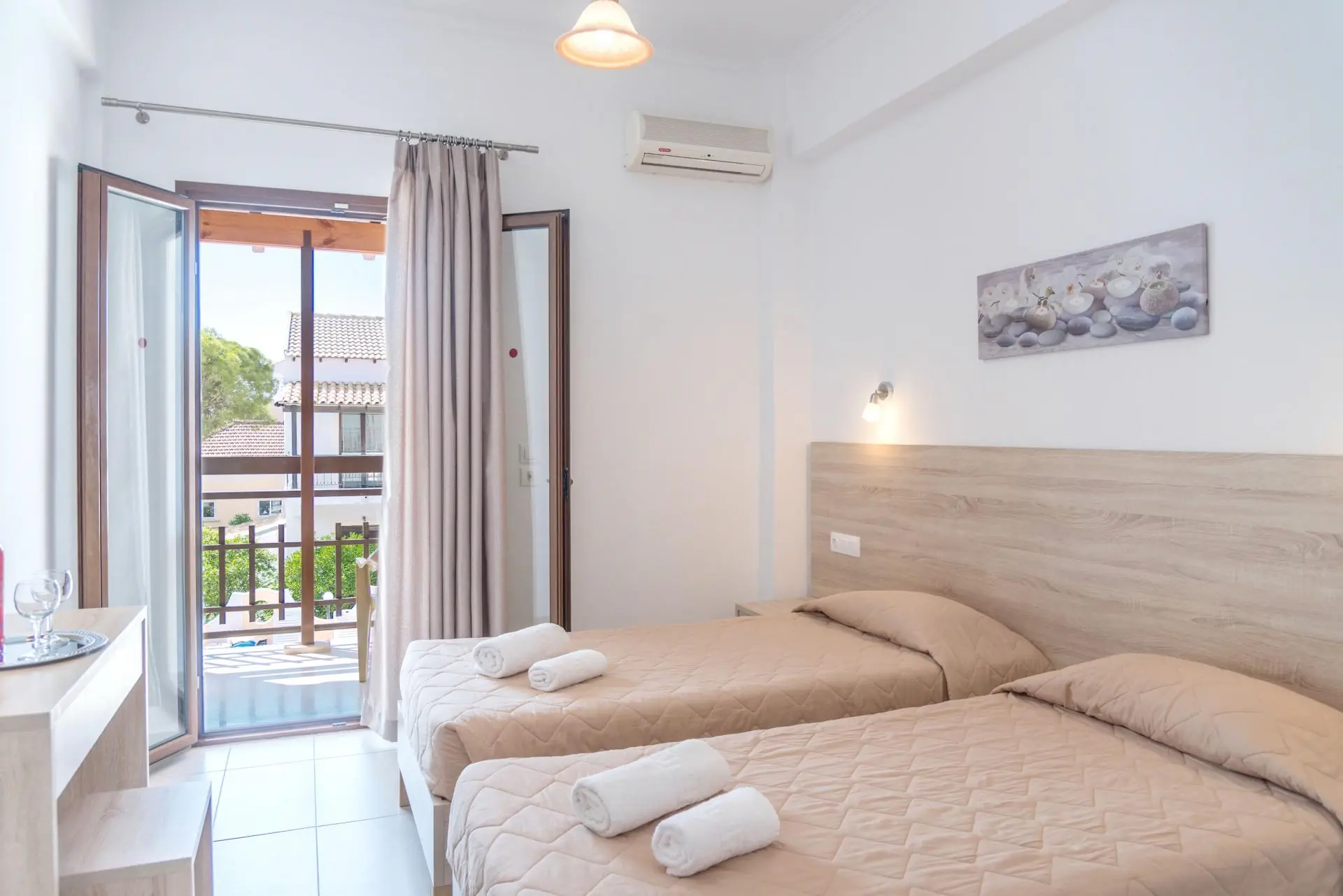 HOTEL LEFKIMI HOTEL