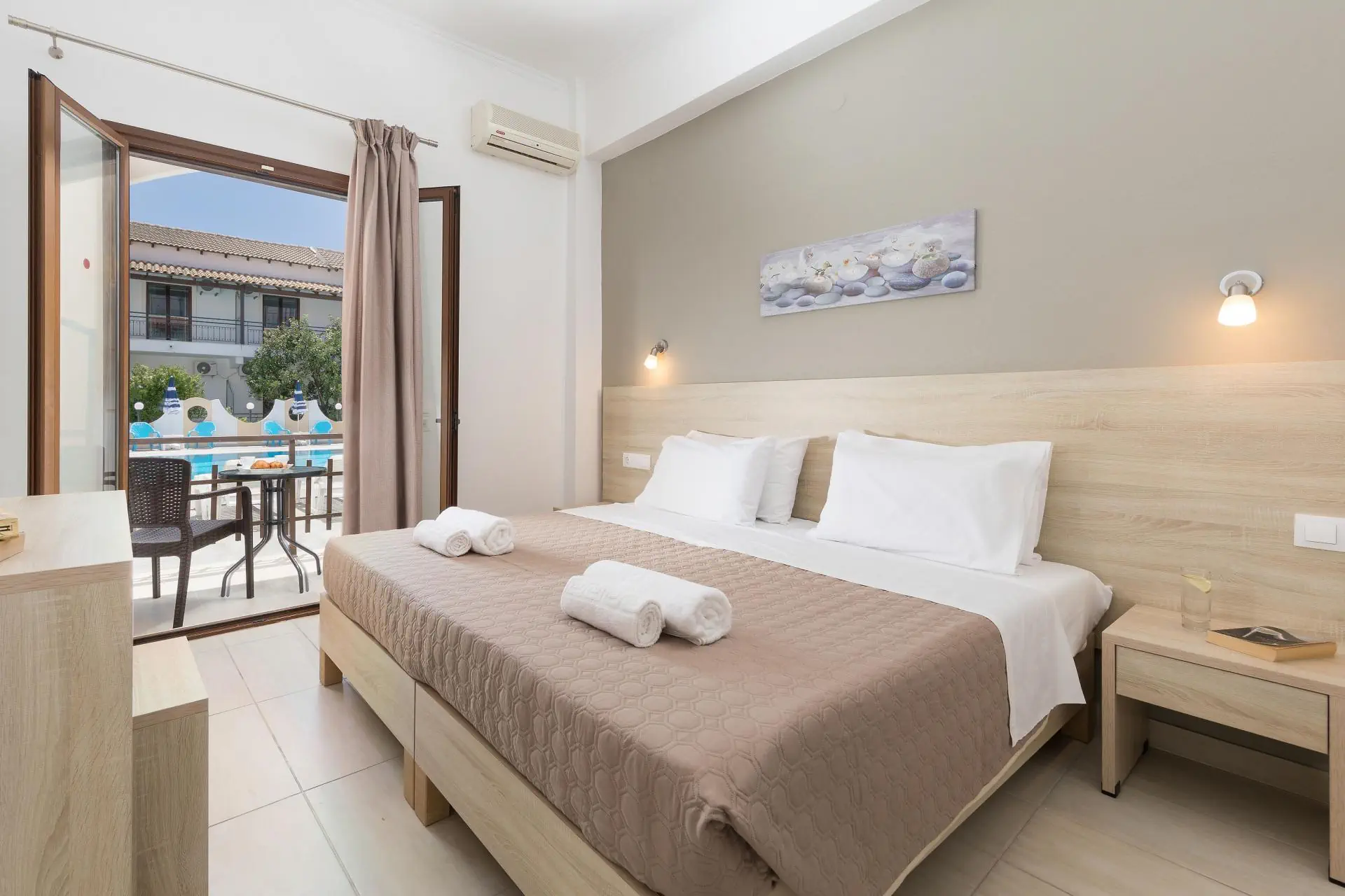 HOTEL LEFKIMI HOTEL