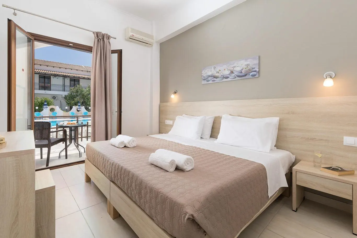 HOTEL LEFKIMI HOTEL
