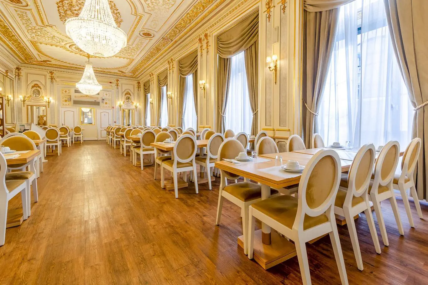 Borges Chiado (Lizbona) - zdjęcie 14