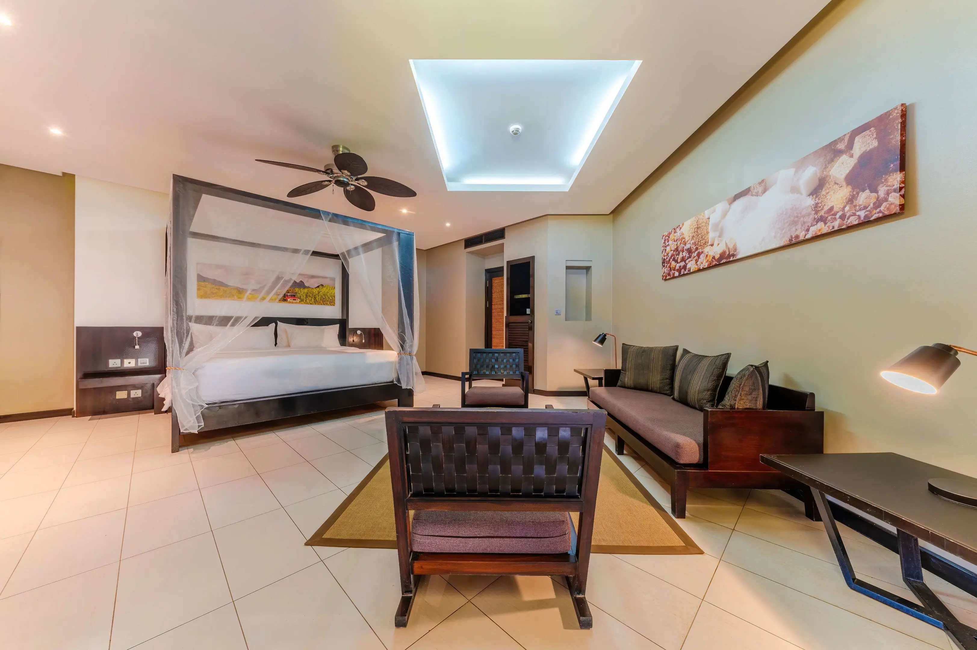 Отель: Beach Resort Belle Mare by Radisson Group