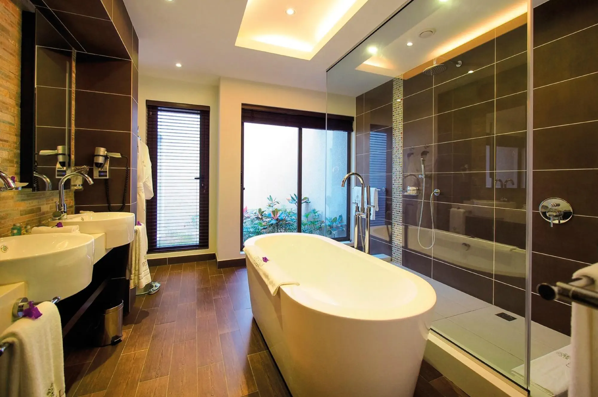 Отель: Beach Resort Belle Mare by Radisson Group