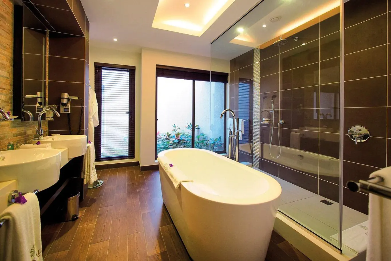 Отель: Beach Resort Belle Mare by Radisson Group