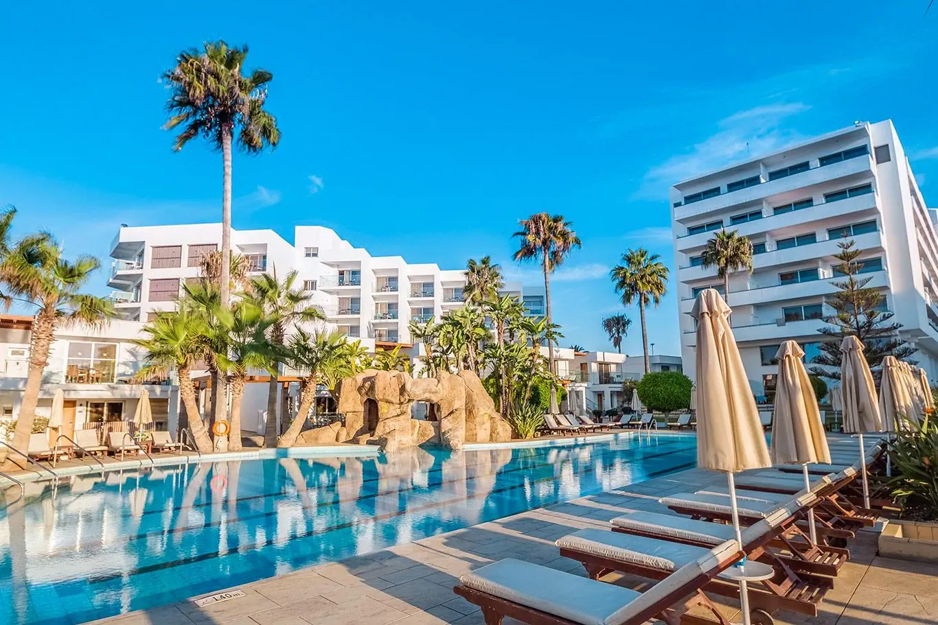 Adams Beach Hotel