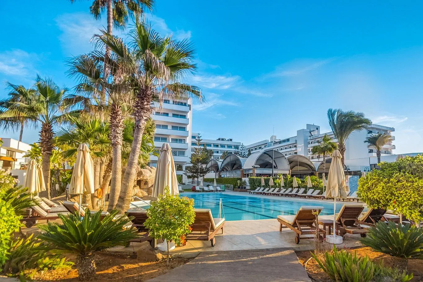HOTEL Adams Beach Hotel