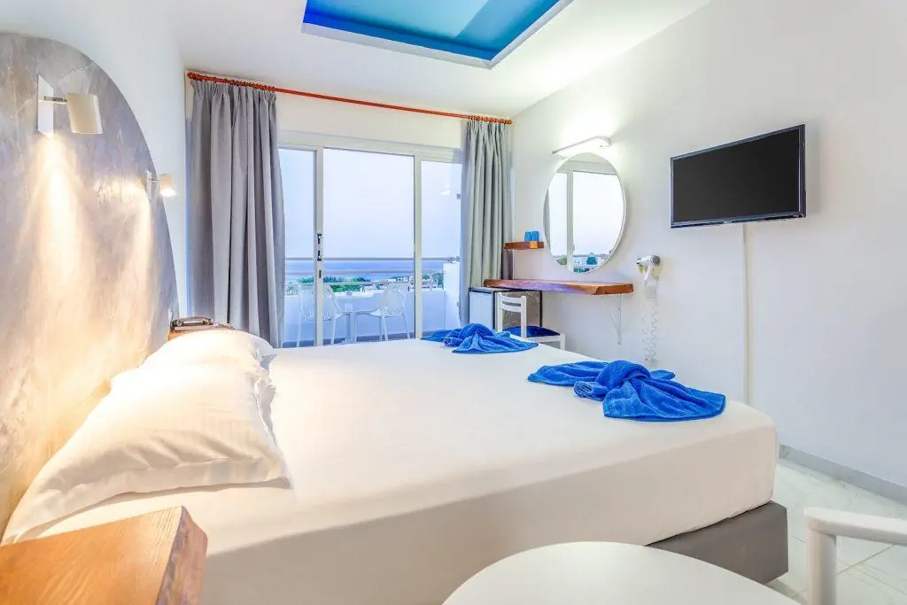 ADELAIS HOTEL