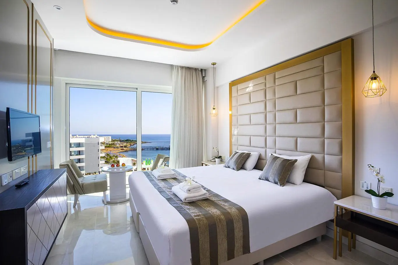 Constantinos The Great Beach - zdjęcie 15