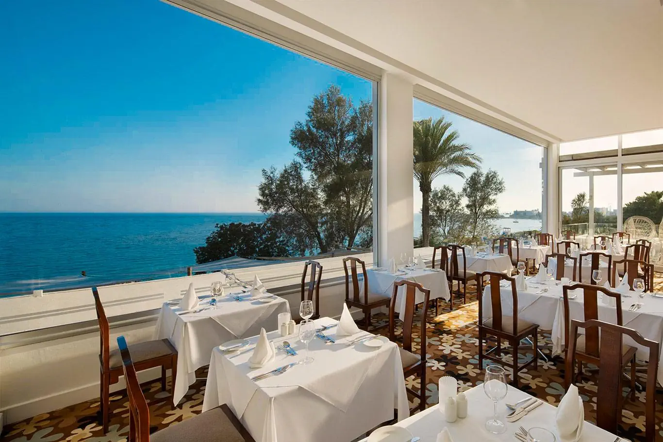 Grecian Sands Hotel