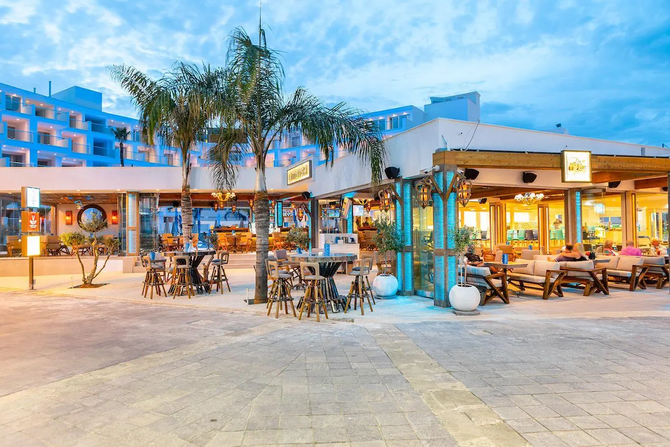 HOTEL Limanaki Beach Hotel