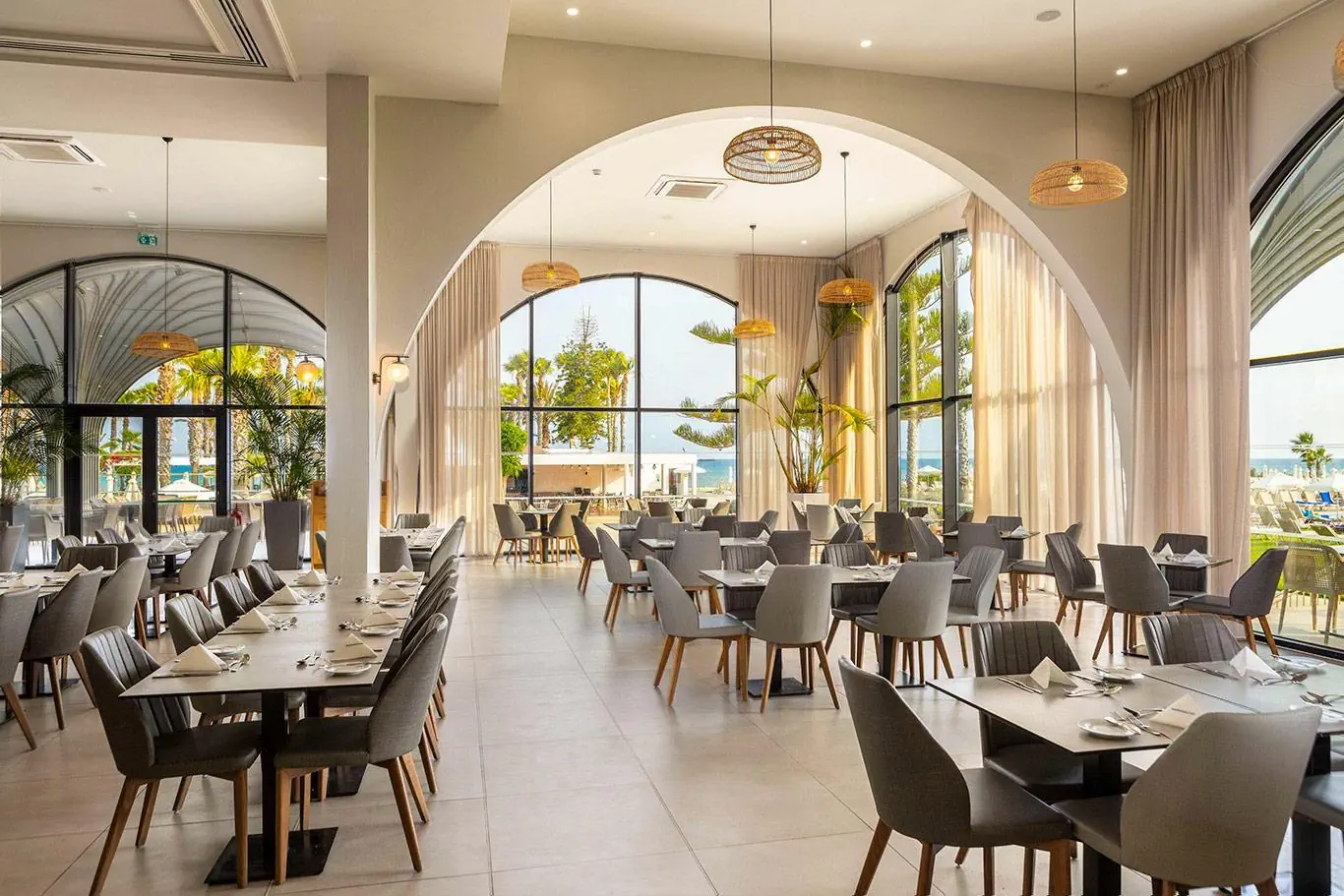 HOTEL Louis Phaethon Beach Hotel