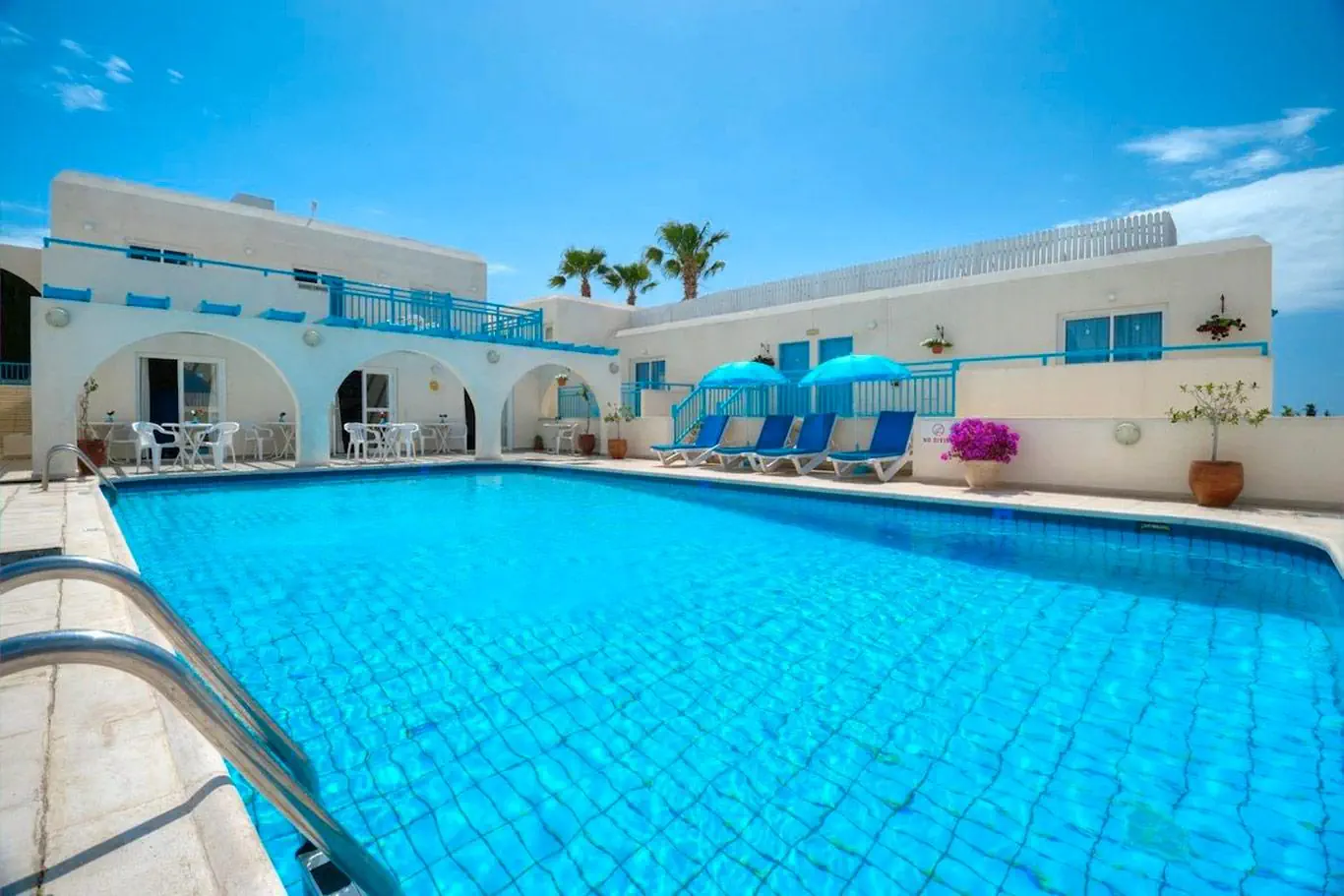 Sunny Hill Apartments - zdjęcie 2