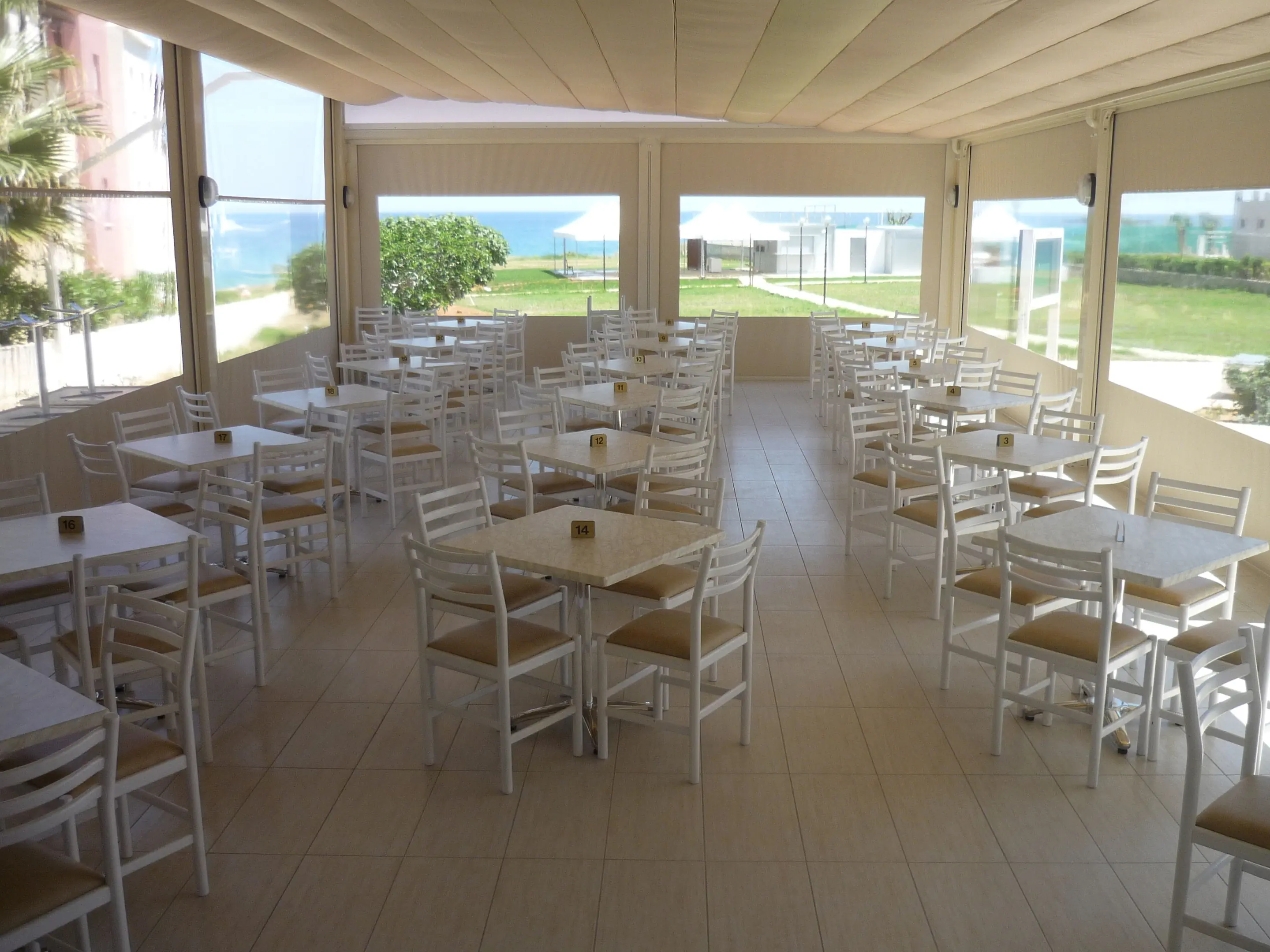 PENELOPE BEACH HOTEL APTS