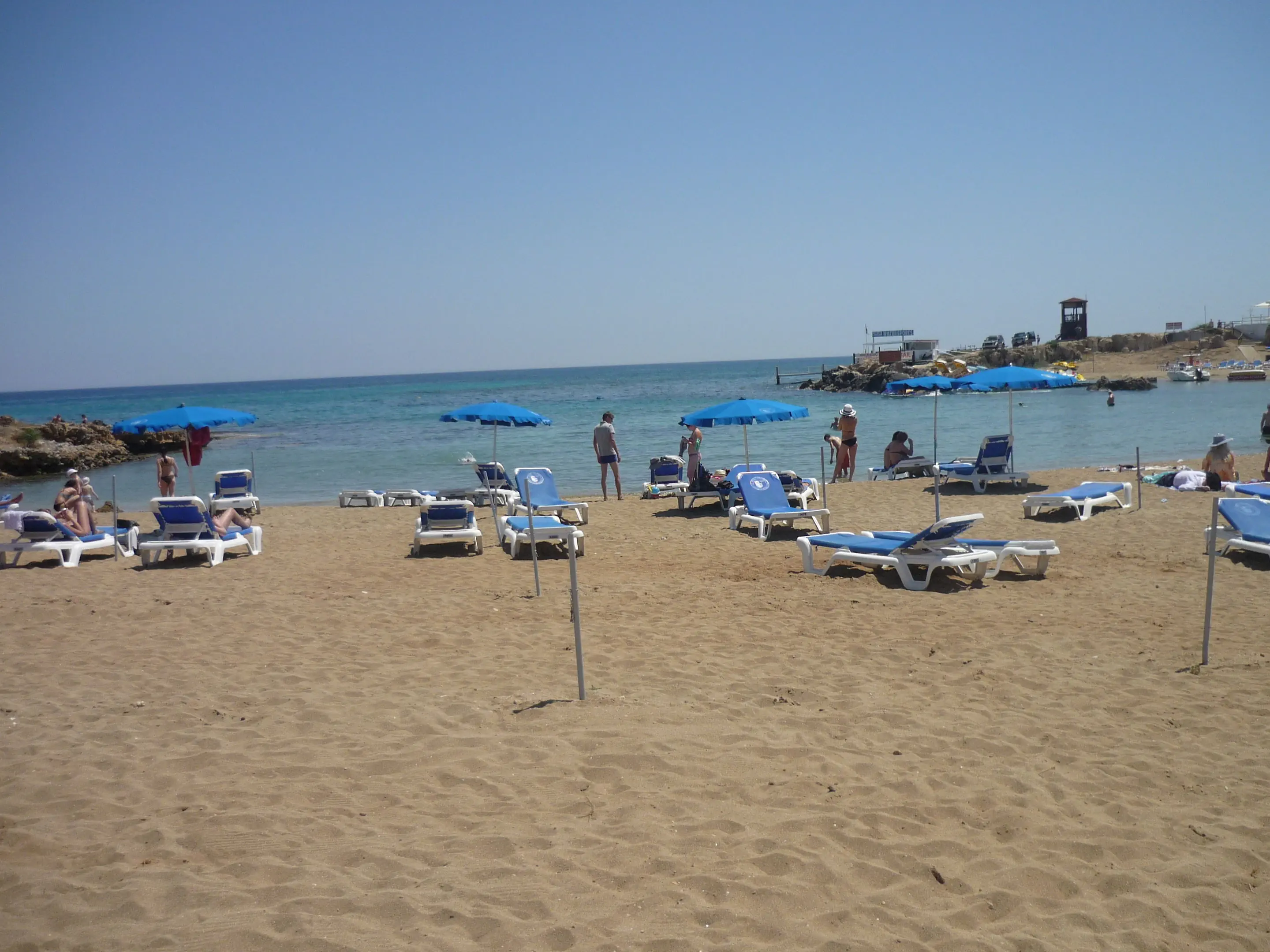 PENELOPE BEACH HOTEL APTS