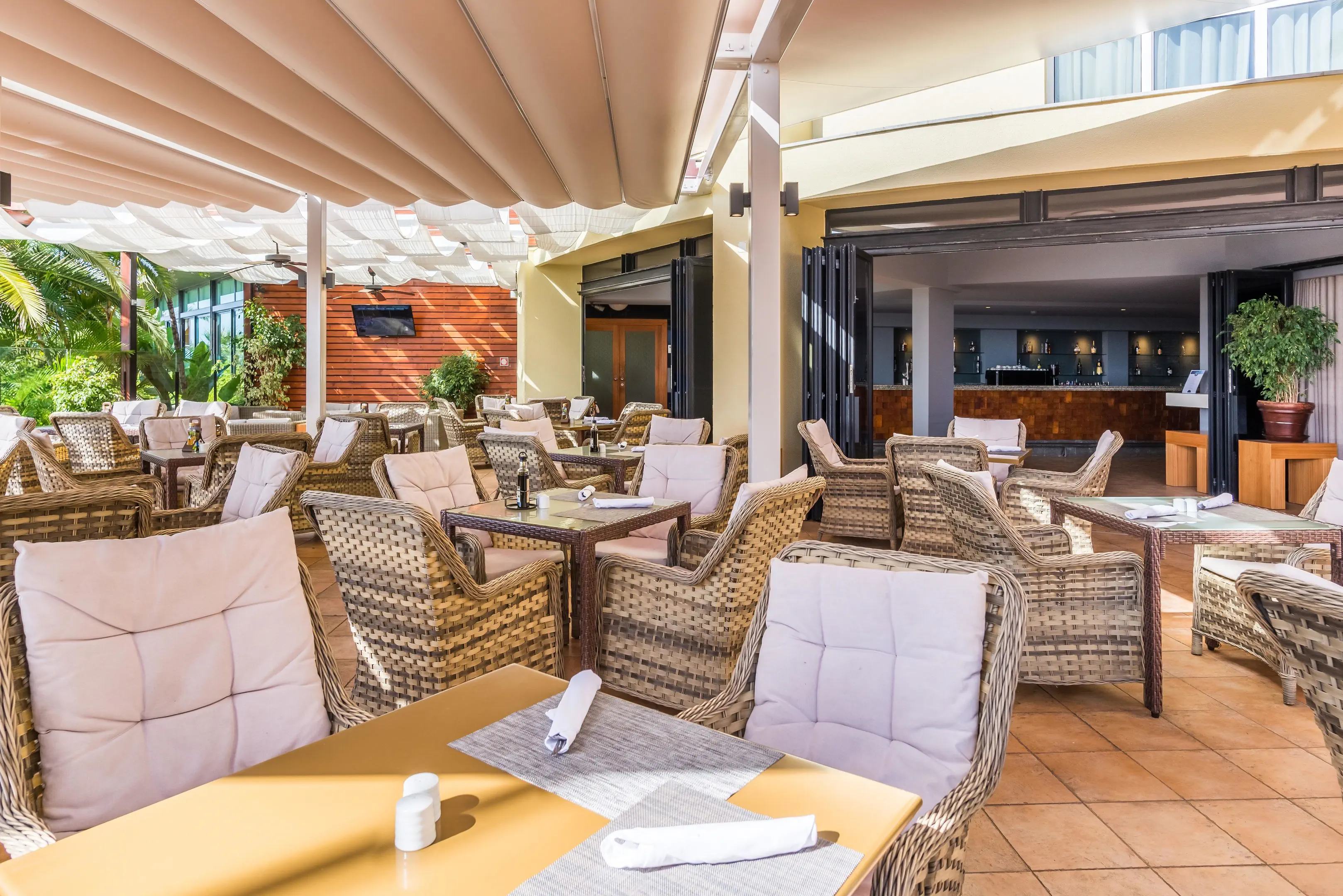 Calheta Beach - zdjęcie 35