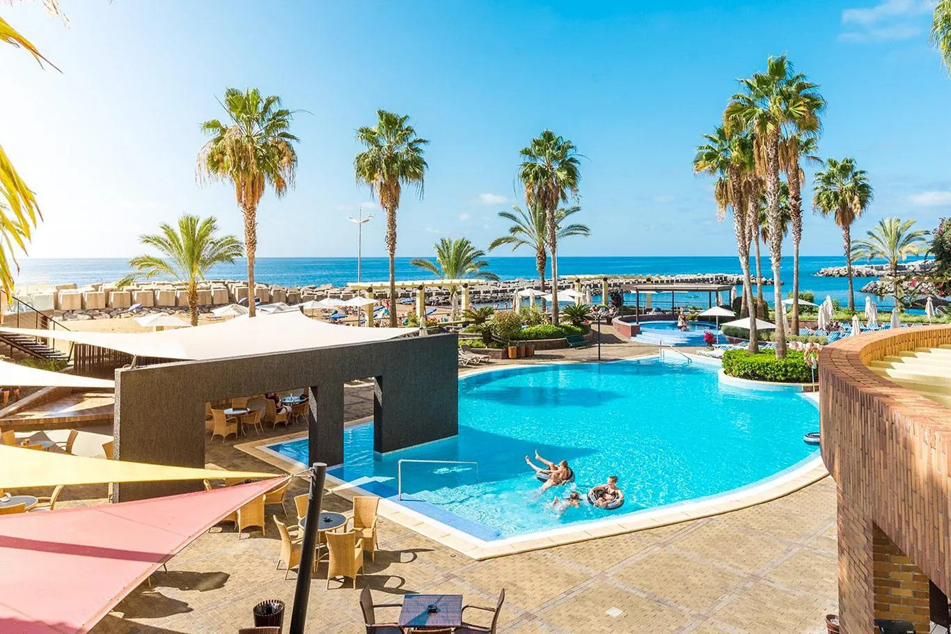 Calheta Beach - zdjęcie 5