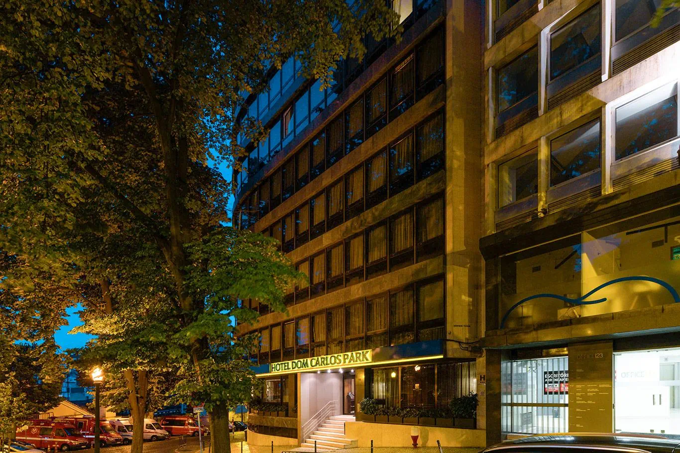Dom Carlos Park - zdjęcie 2