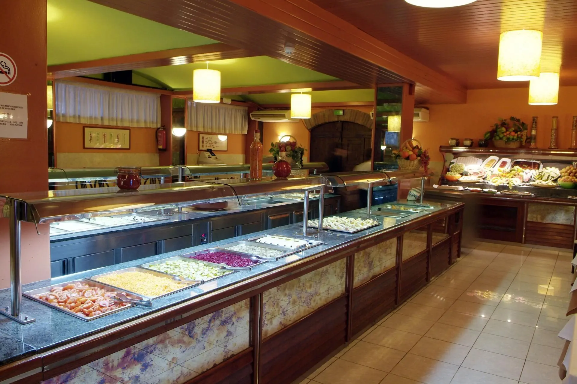 HOTEL Checkin Garbi