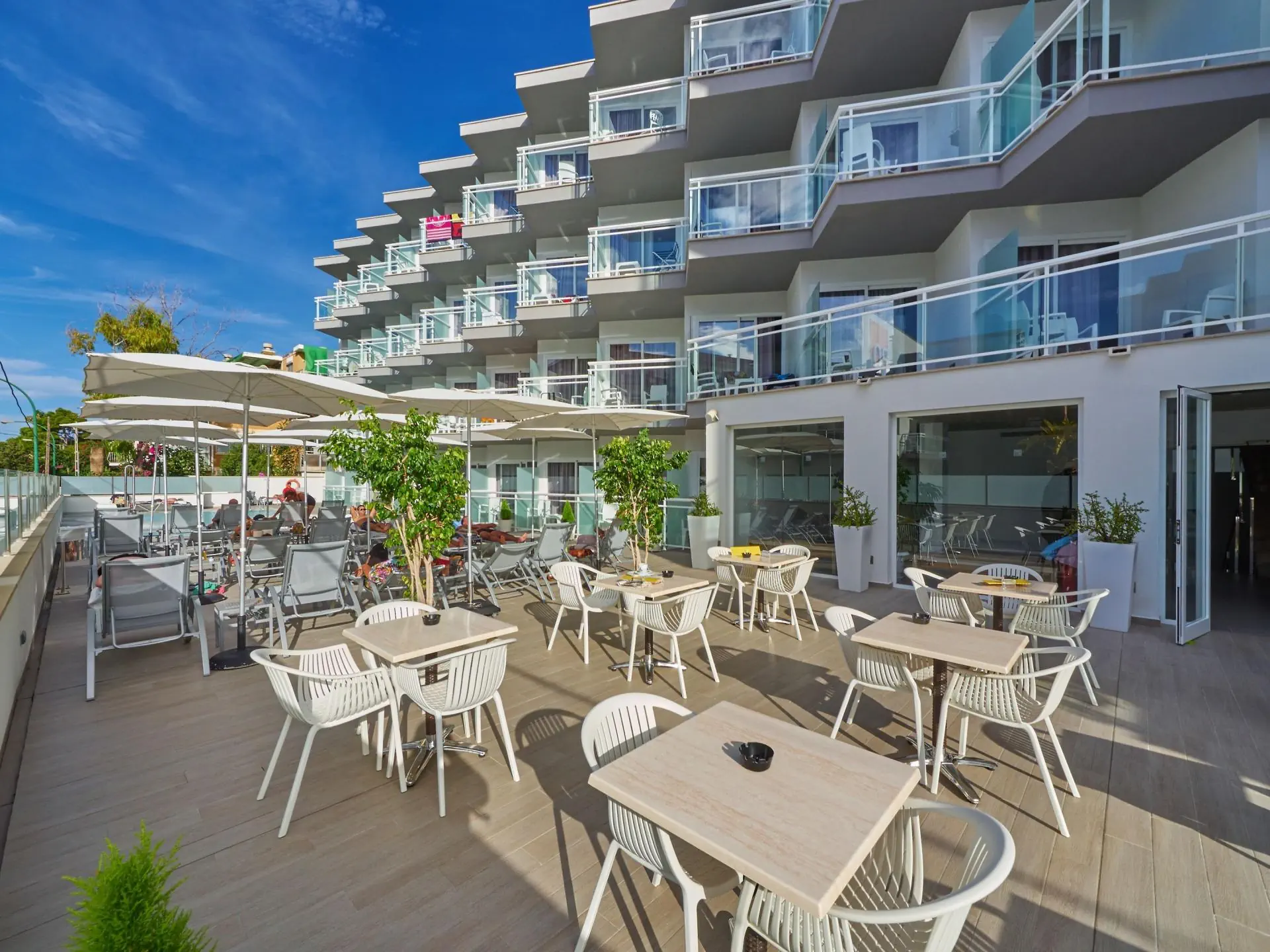 HOTEL BQ Amfora Beach Hotel