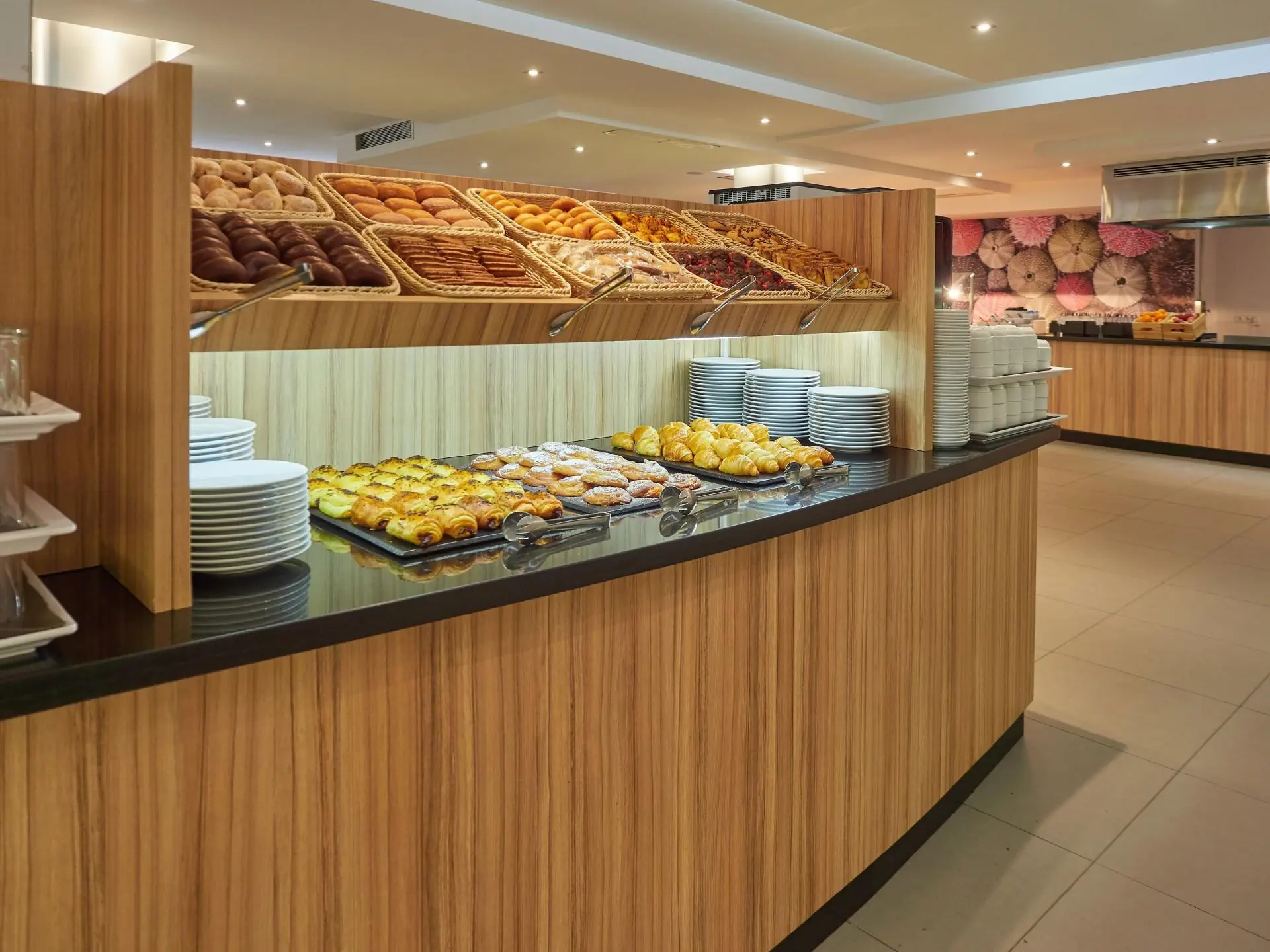 HOTEL BQ Amfora Beach Hotel