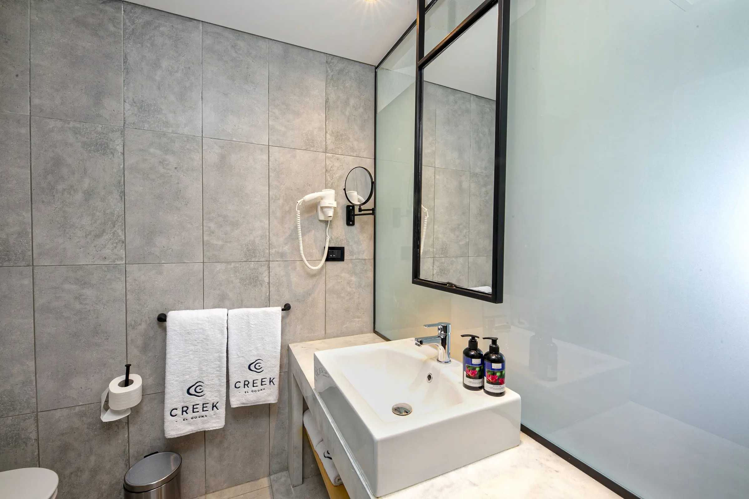 Creek Hotel and Residences - zdjęcie 6