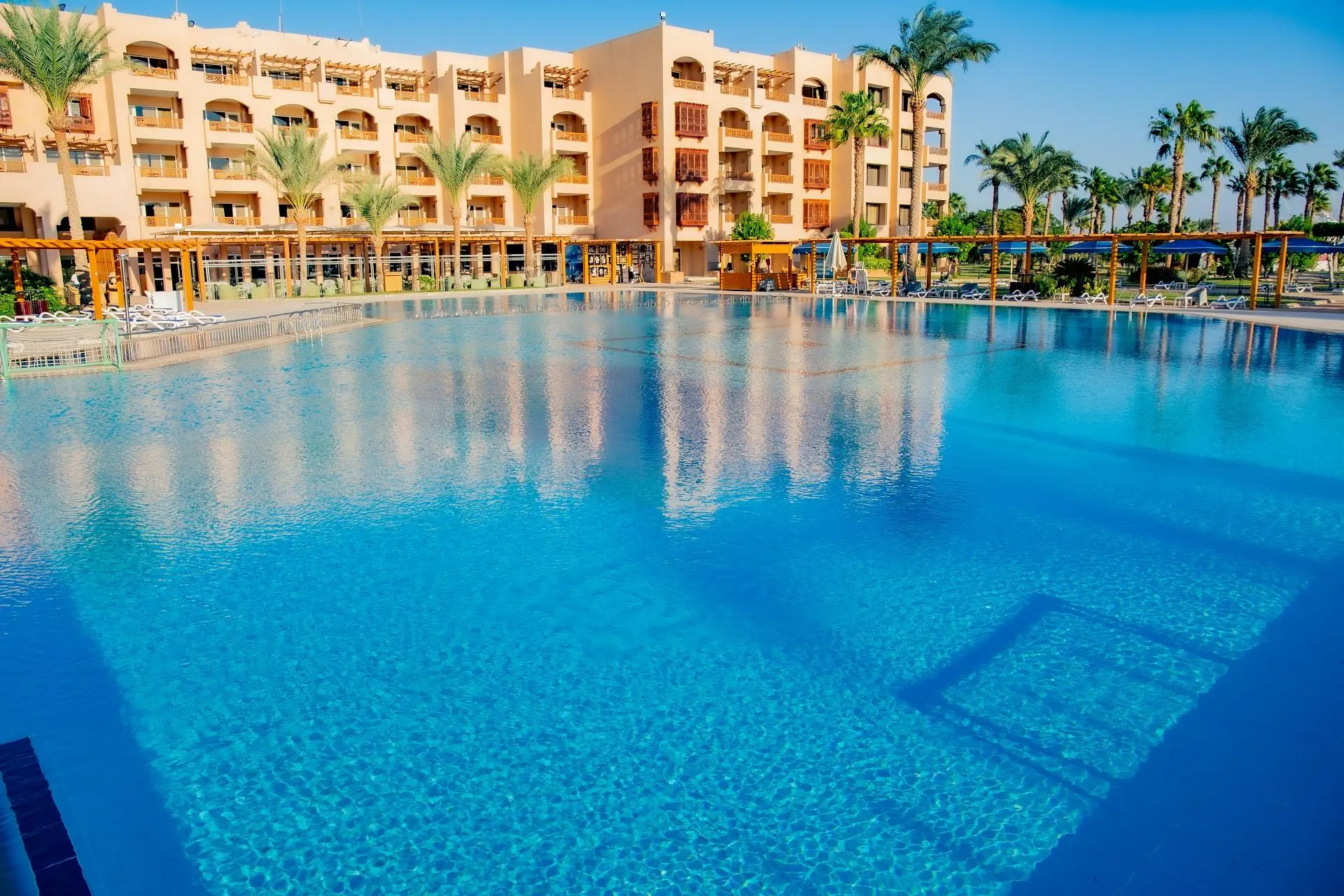 Continental (ex Movenpick Resort) - zdjęcie 38