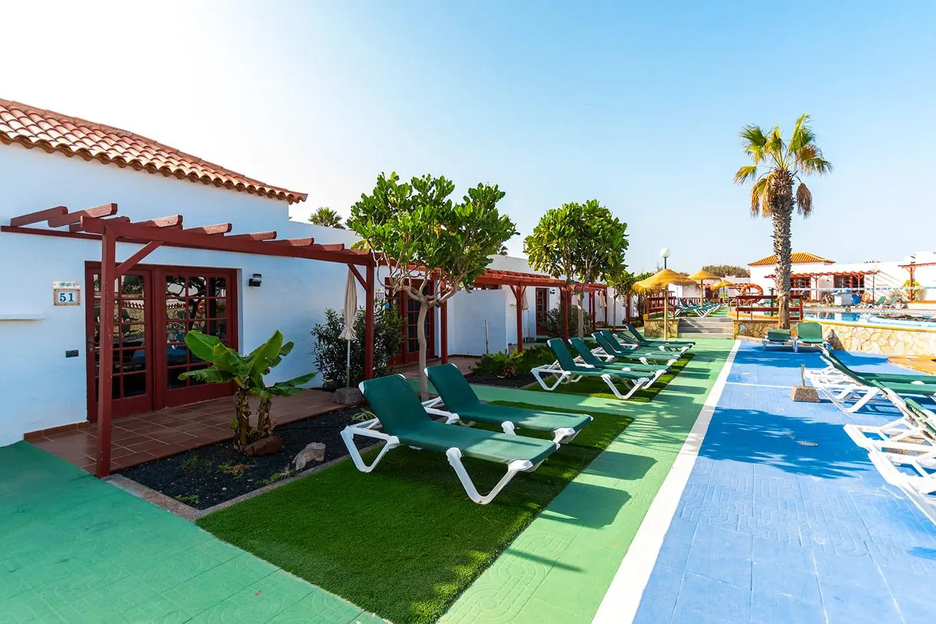 Bungalows Castillo Club Lake