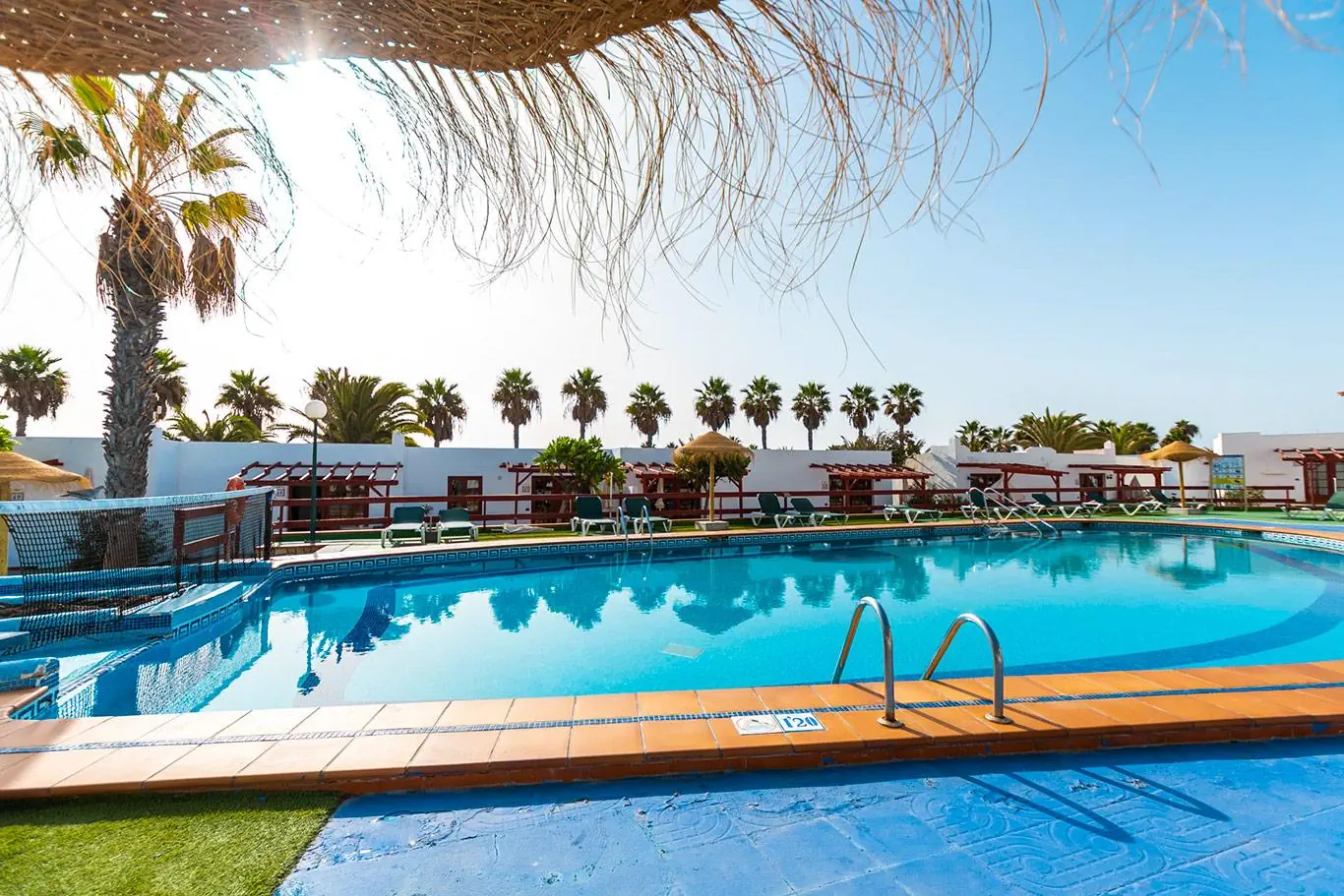 Bungalows Castillo Club Lake