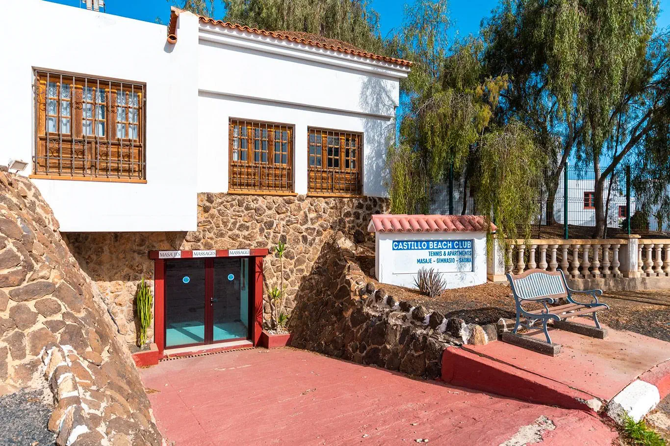 Bungalows Castillo Club Lake