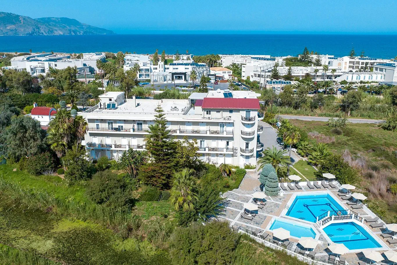 HOTEL Vantaris Garden