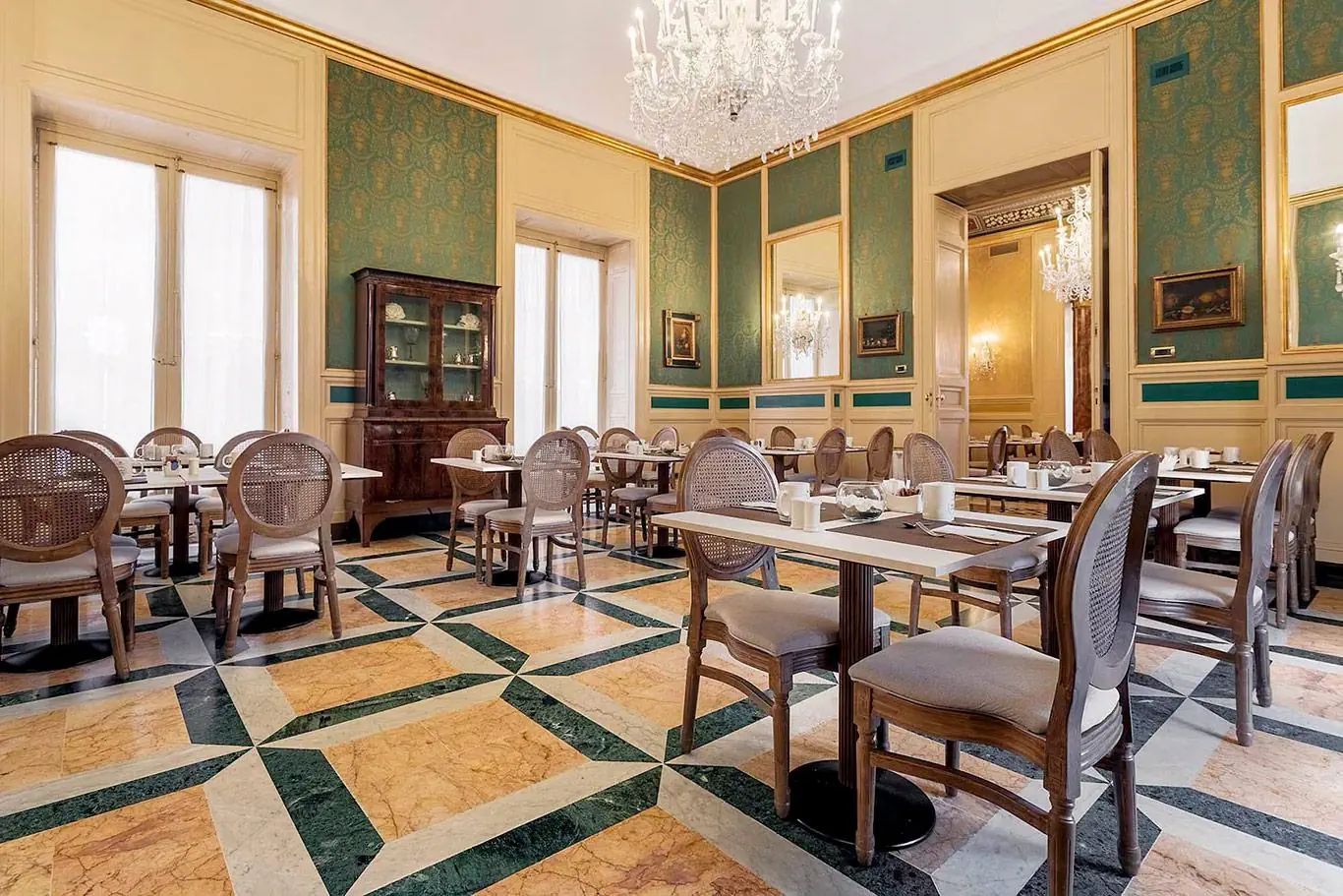 Eurostars Centrale Palace - zdjęcie 9