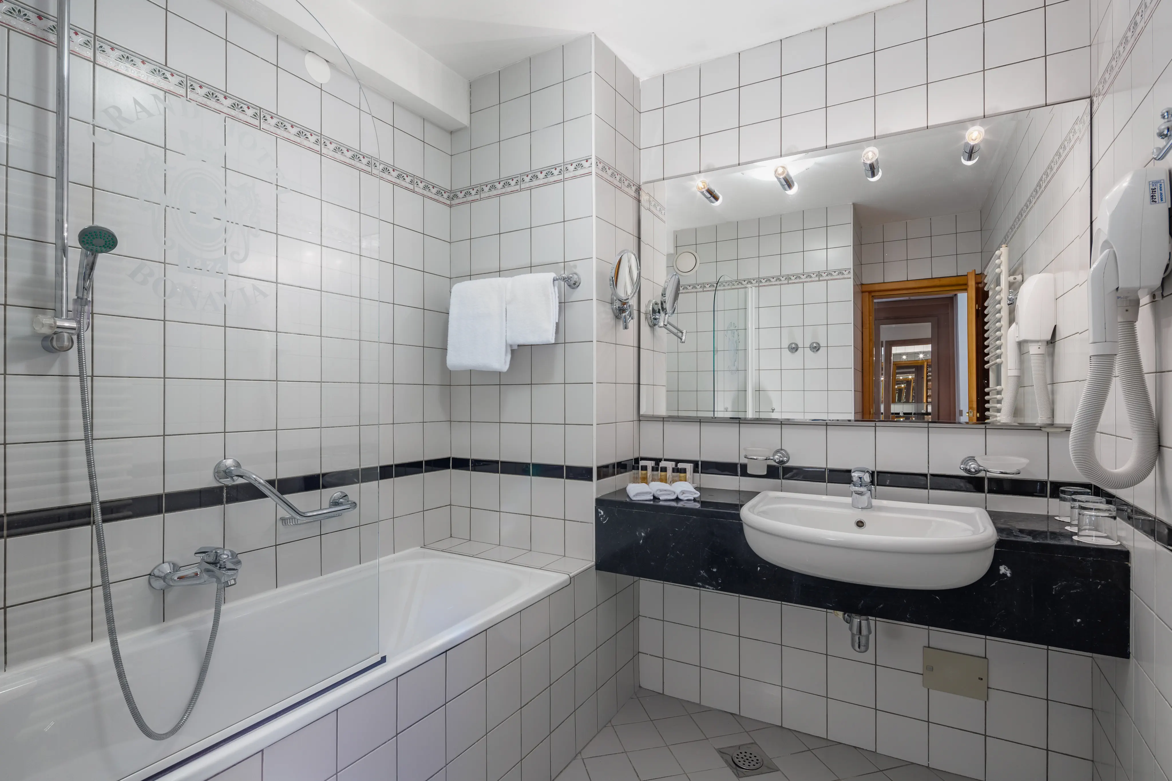 Grand Hotel Bonavia - zdjęcie 35