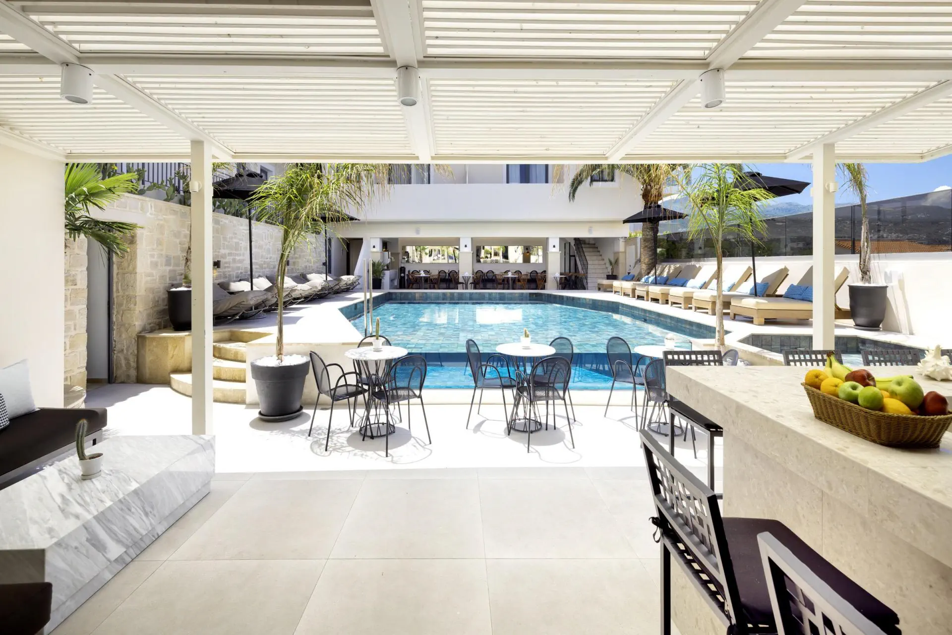 HOTEL La Stella Suites