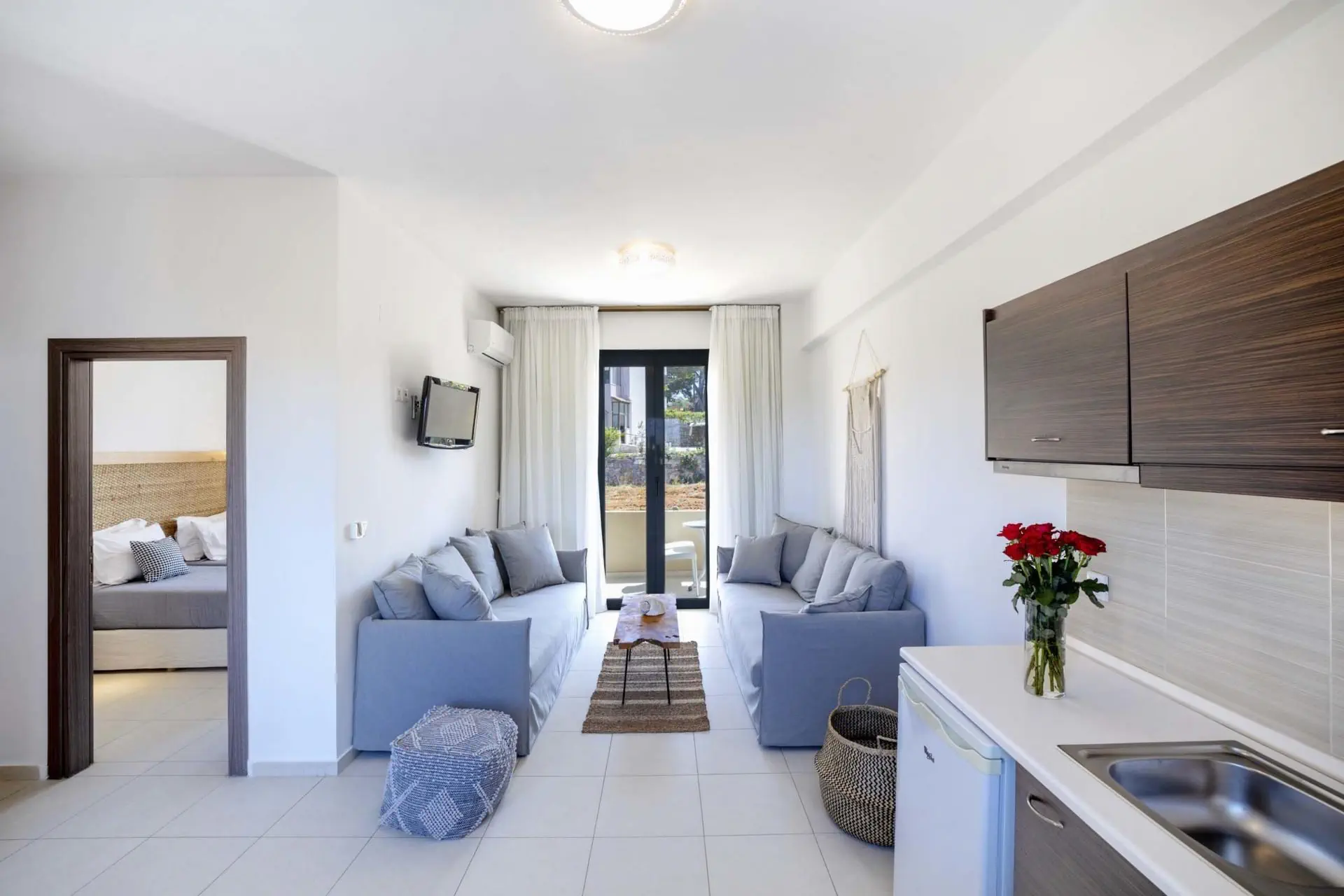 HOTEL La Stella Suites