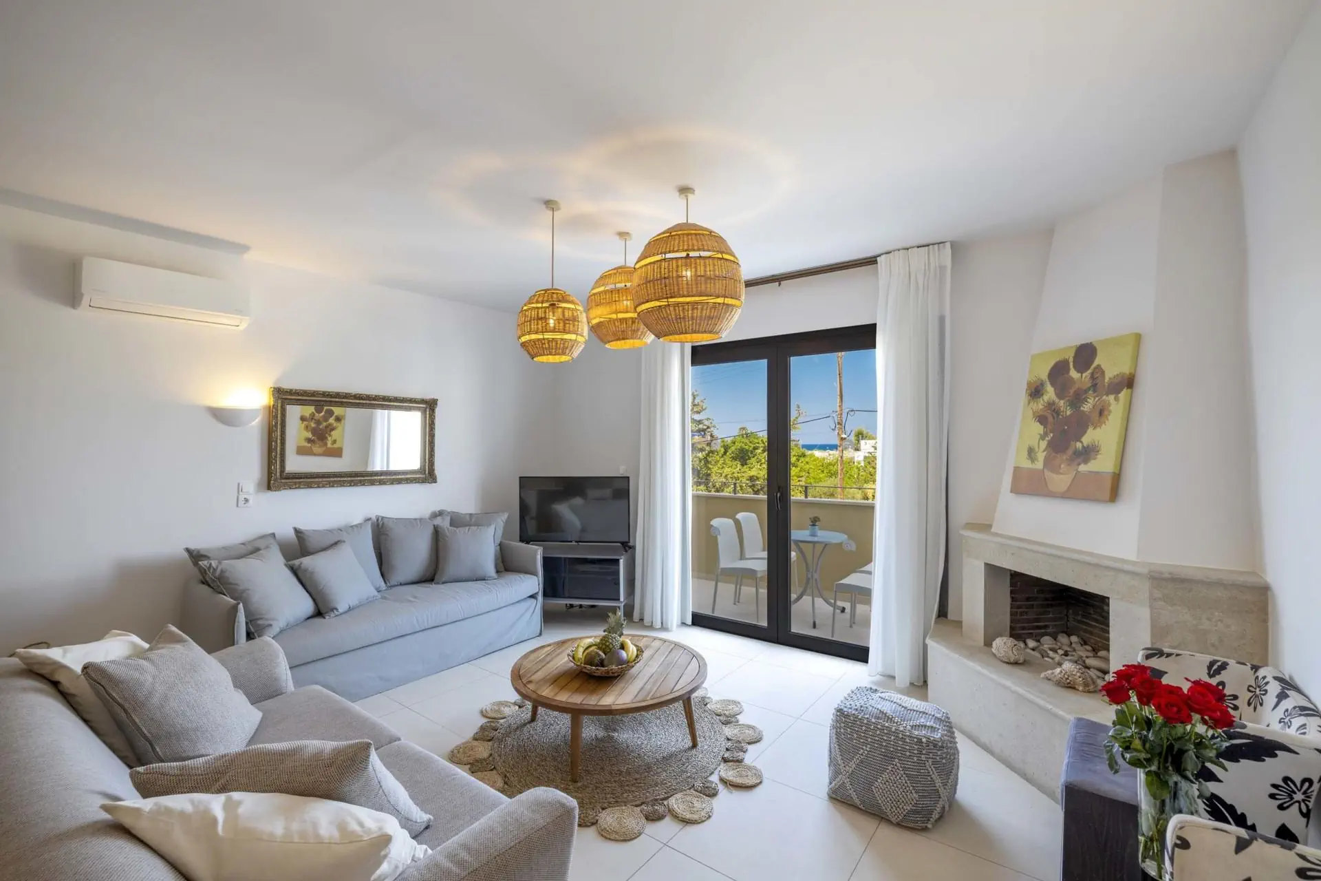 HOTEL La Stella Suites