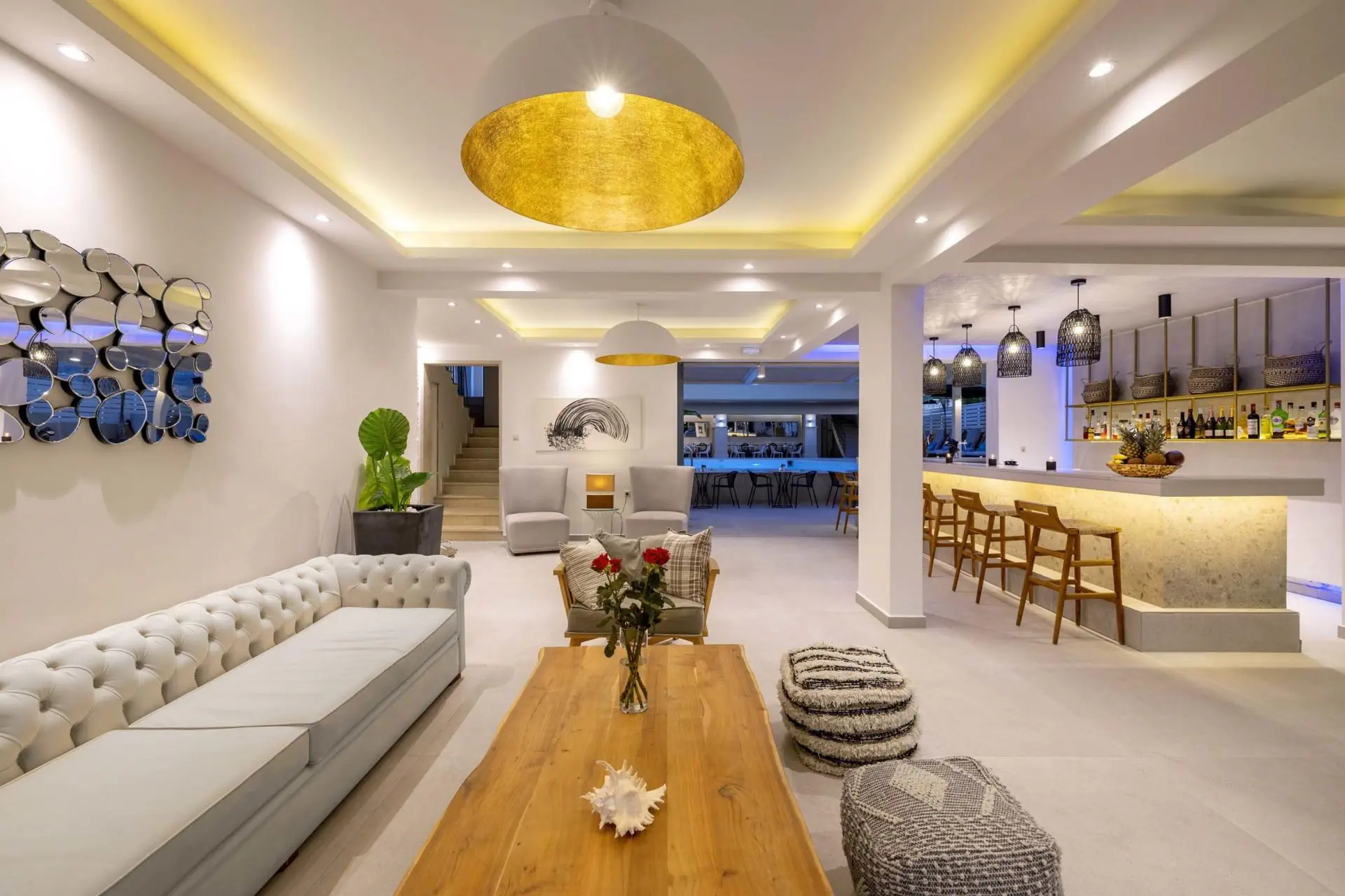 HOTEL La Stella Suites