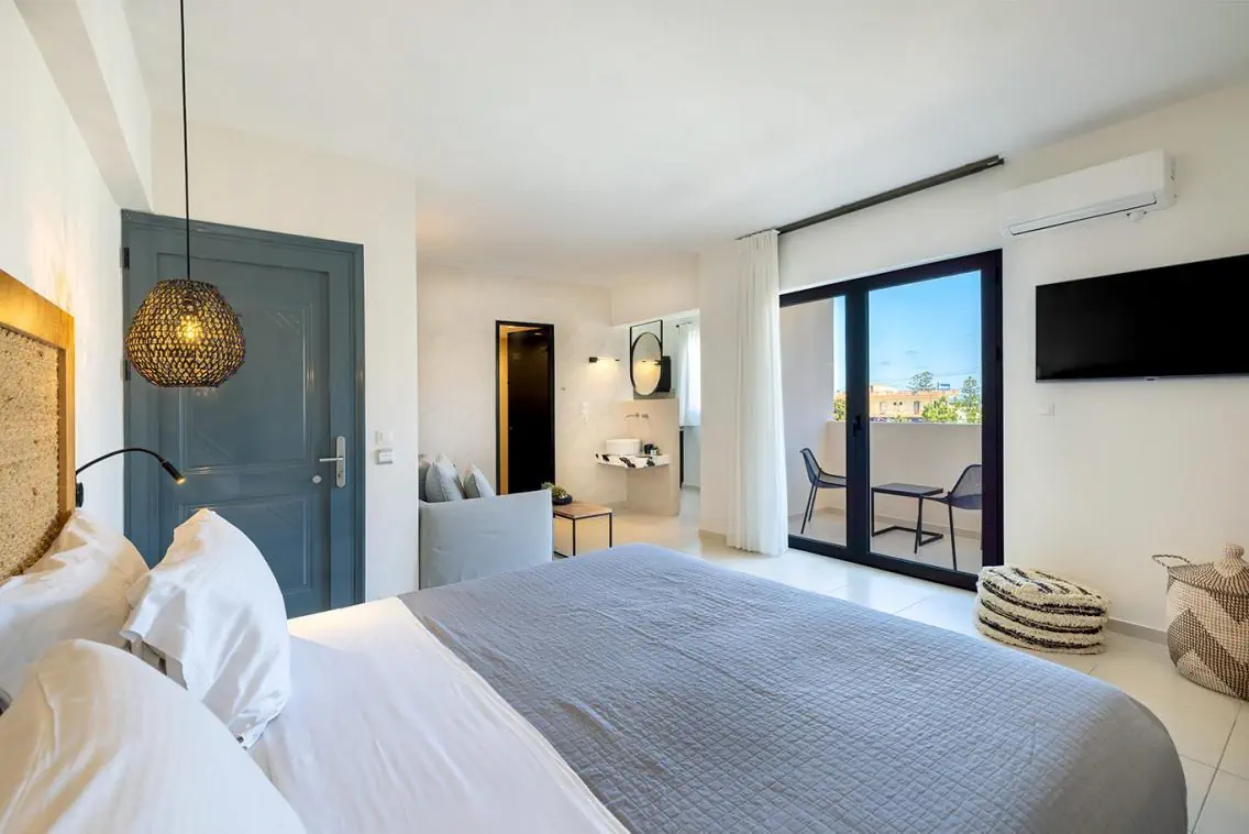 HOTEL La Stella Suites