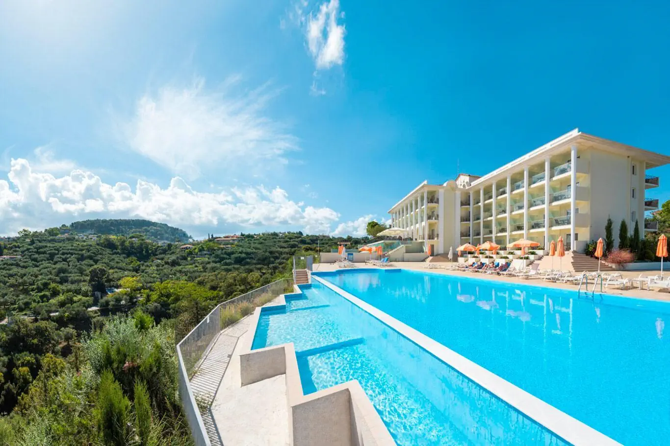 HOTEL Avalon Palace Hotel