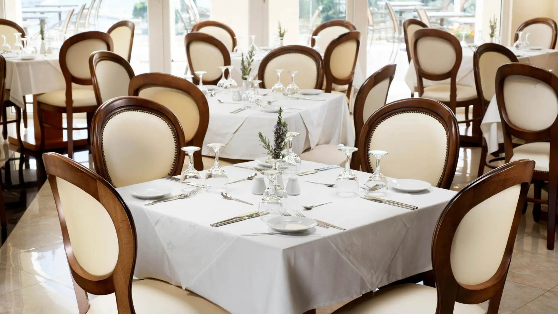 HOTEL Avalon Palace Hotel