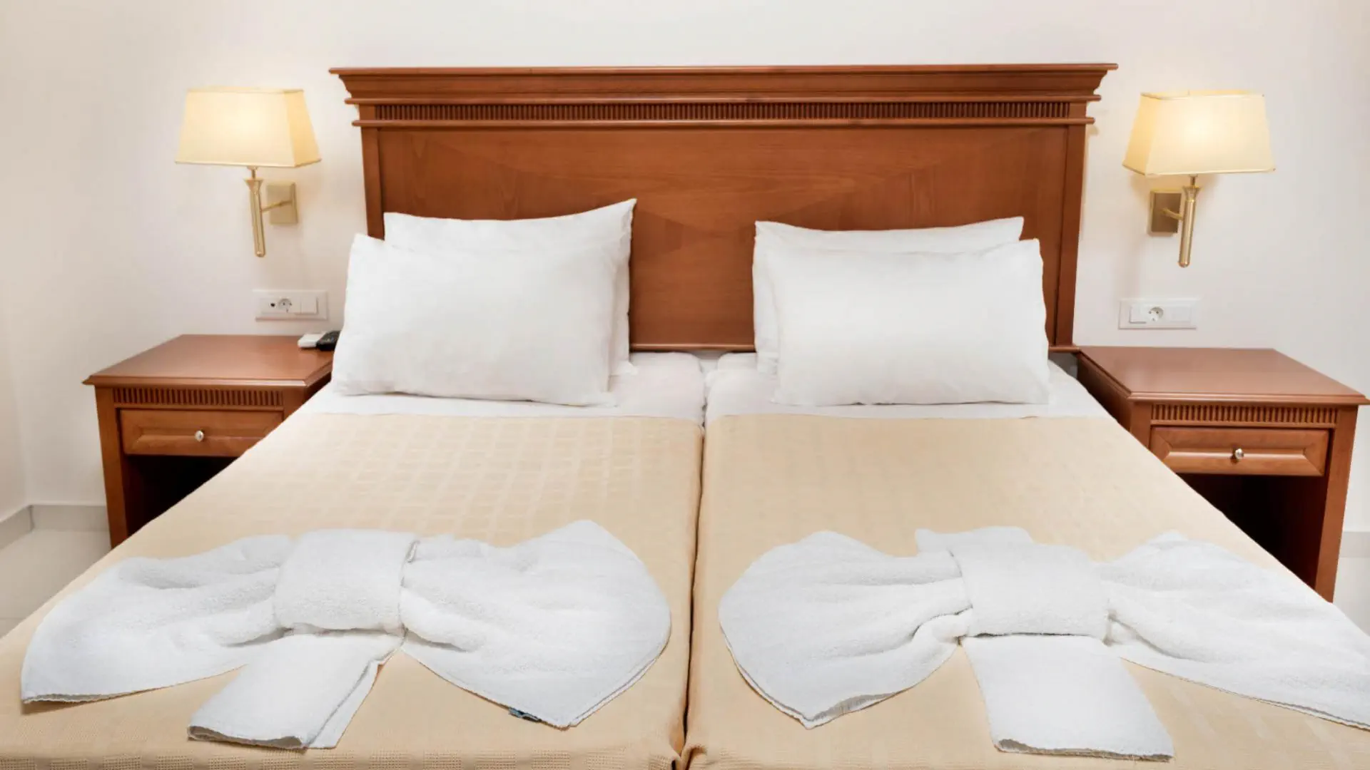 HOTEL Avalon Palace Hotel