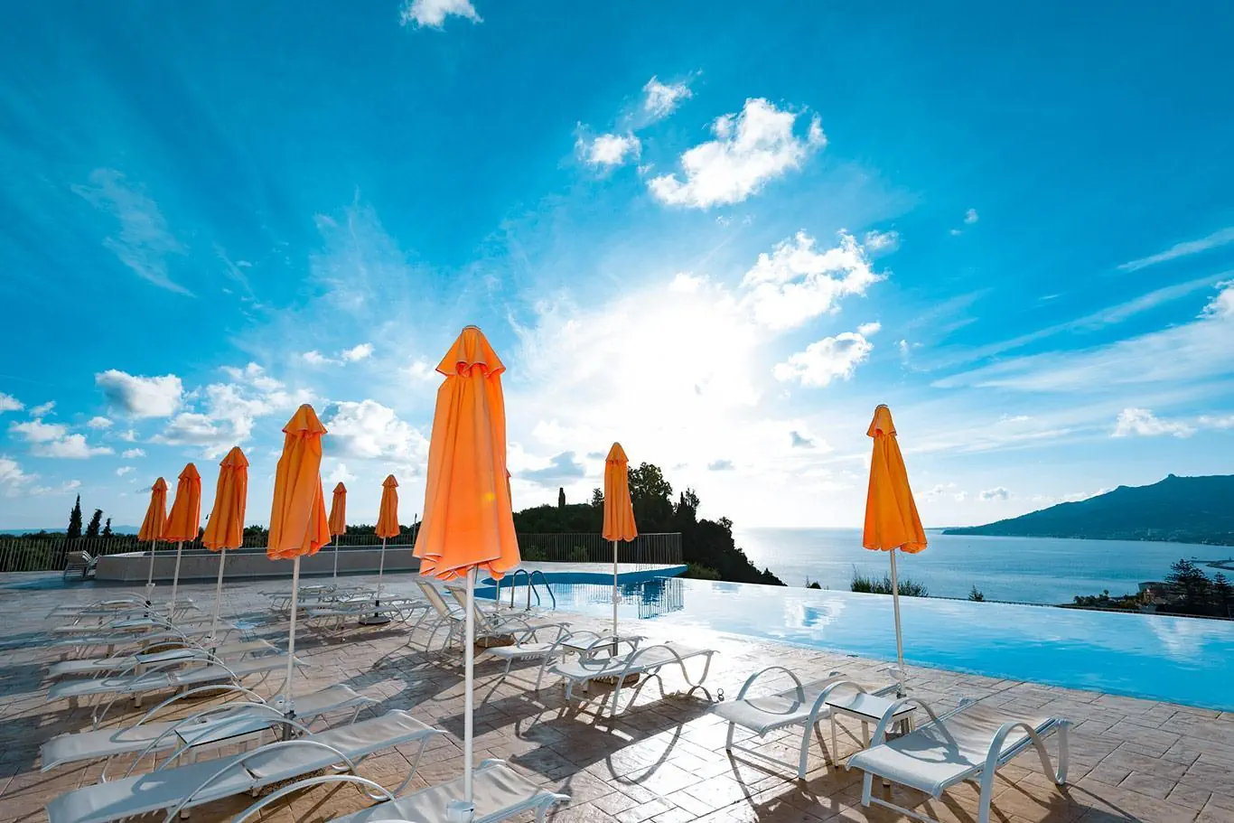 HOTEL Avalon Palace Hotel