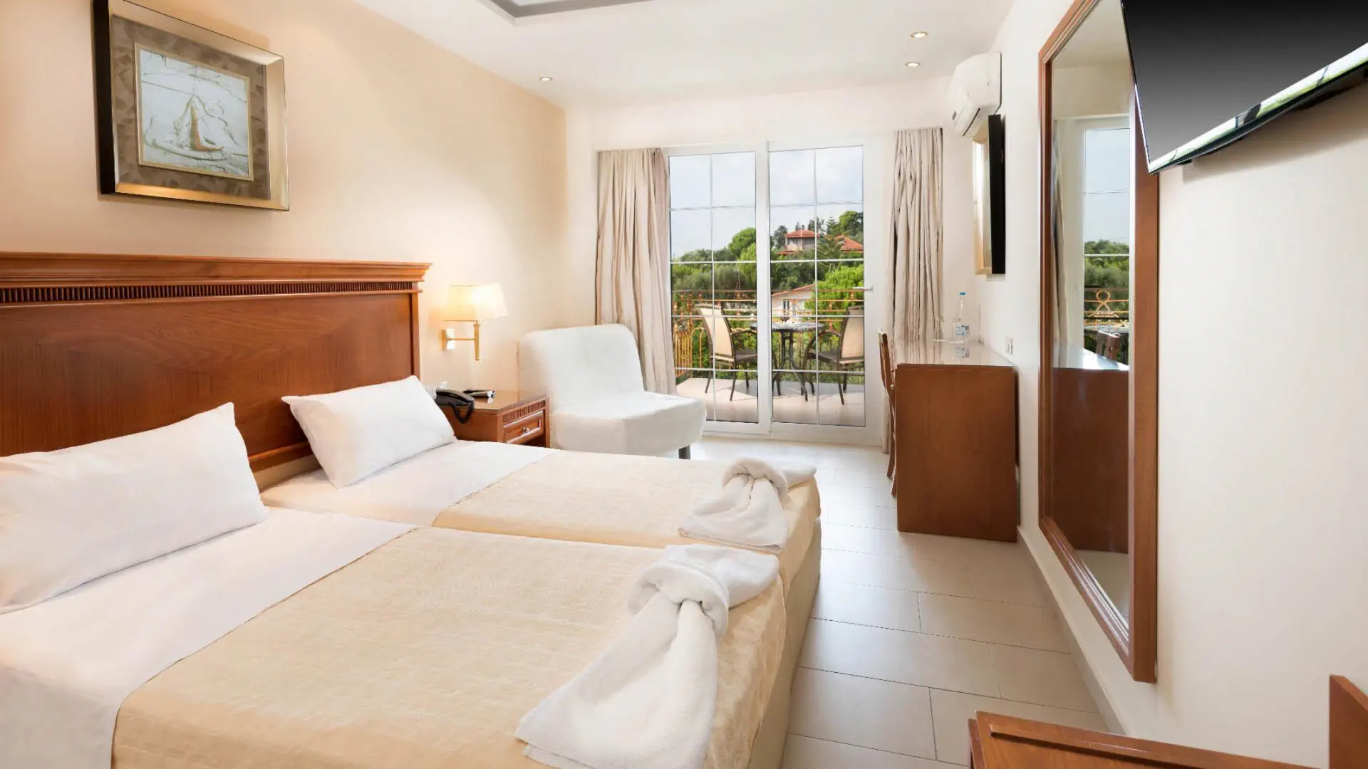 HOTEL Avalon Palace Hotel