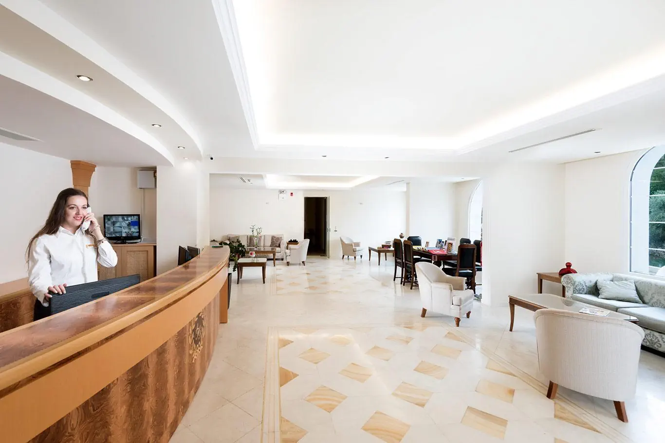 HOTEL Avalon Palace Hotel