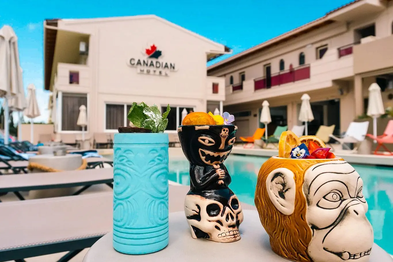 HOTEL Canadian Hotel