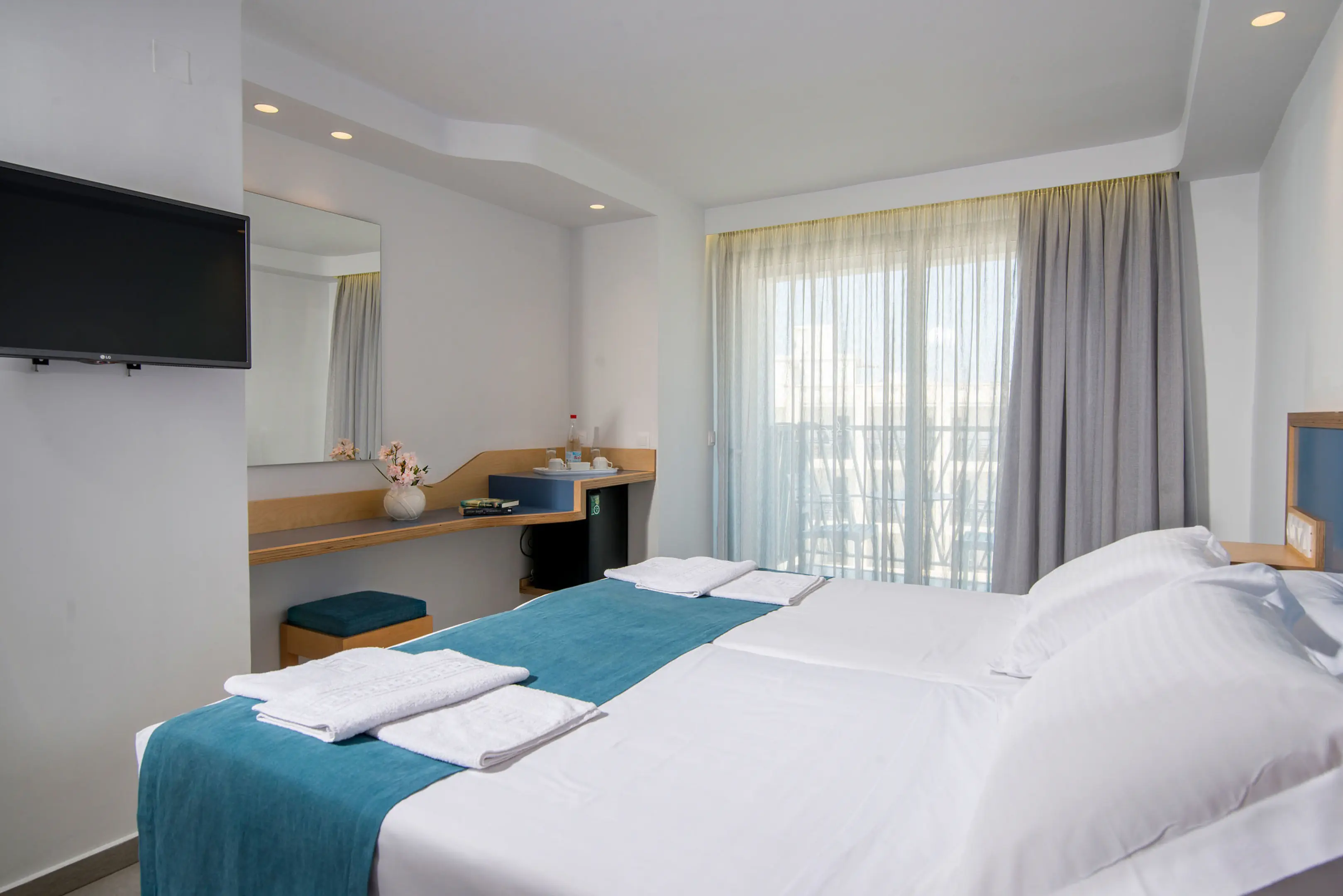 ALIA BEACH HOTEL