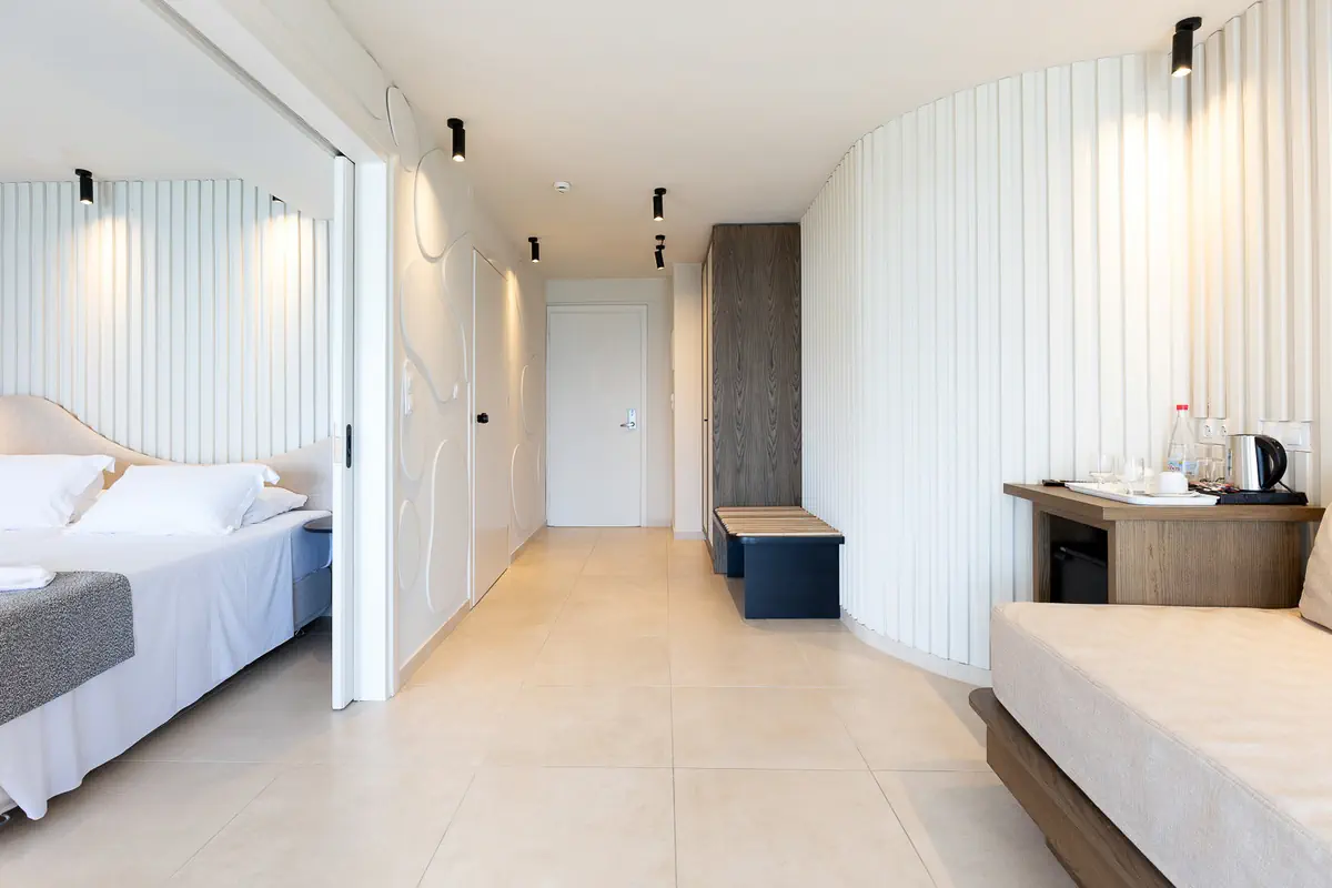 ALIA BEACH HOTEL