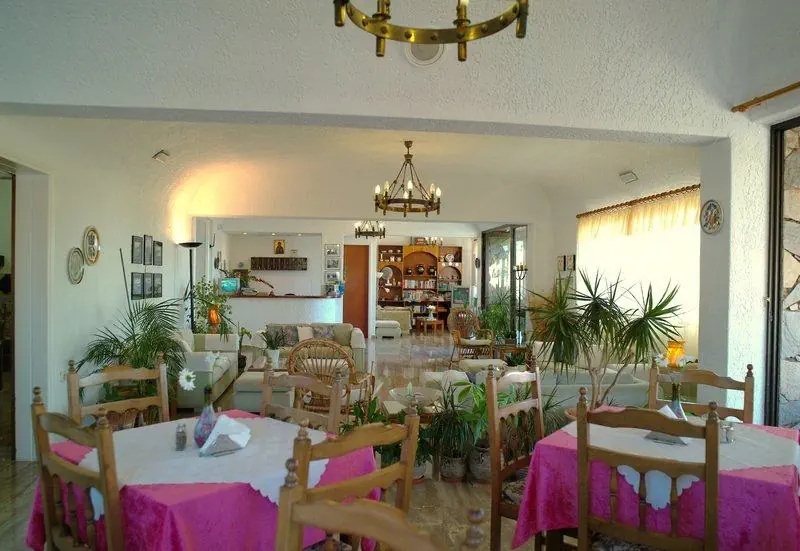 HOTEL ALTIS HOTEL
