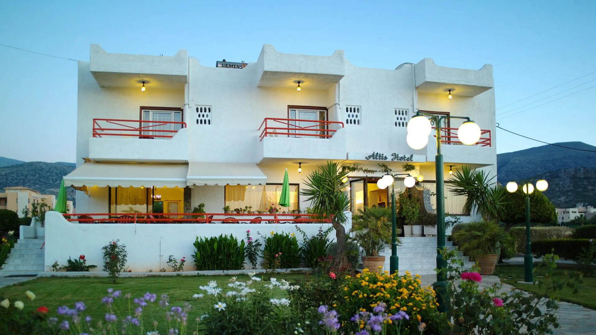 HOTEL ALTIS HOTEL
