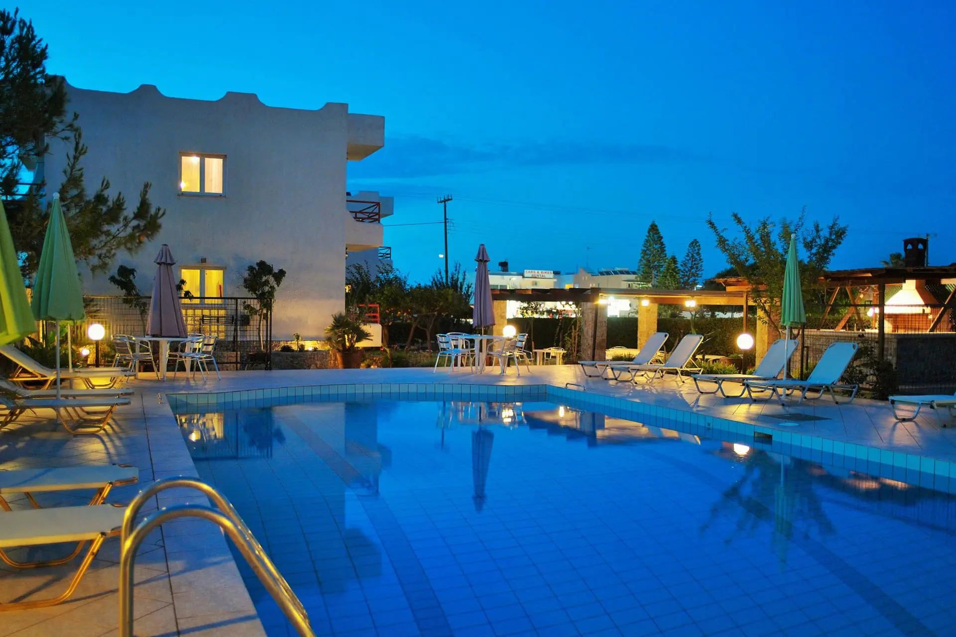 HOTEL ALTIS HOTEL