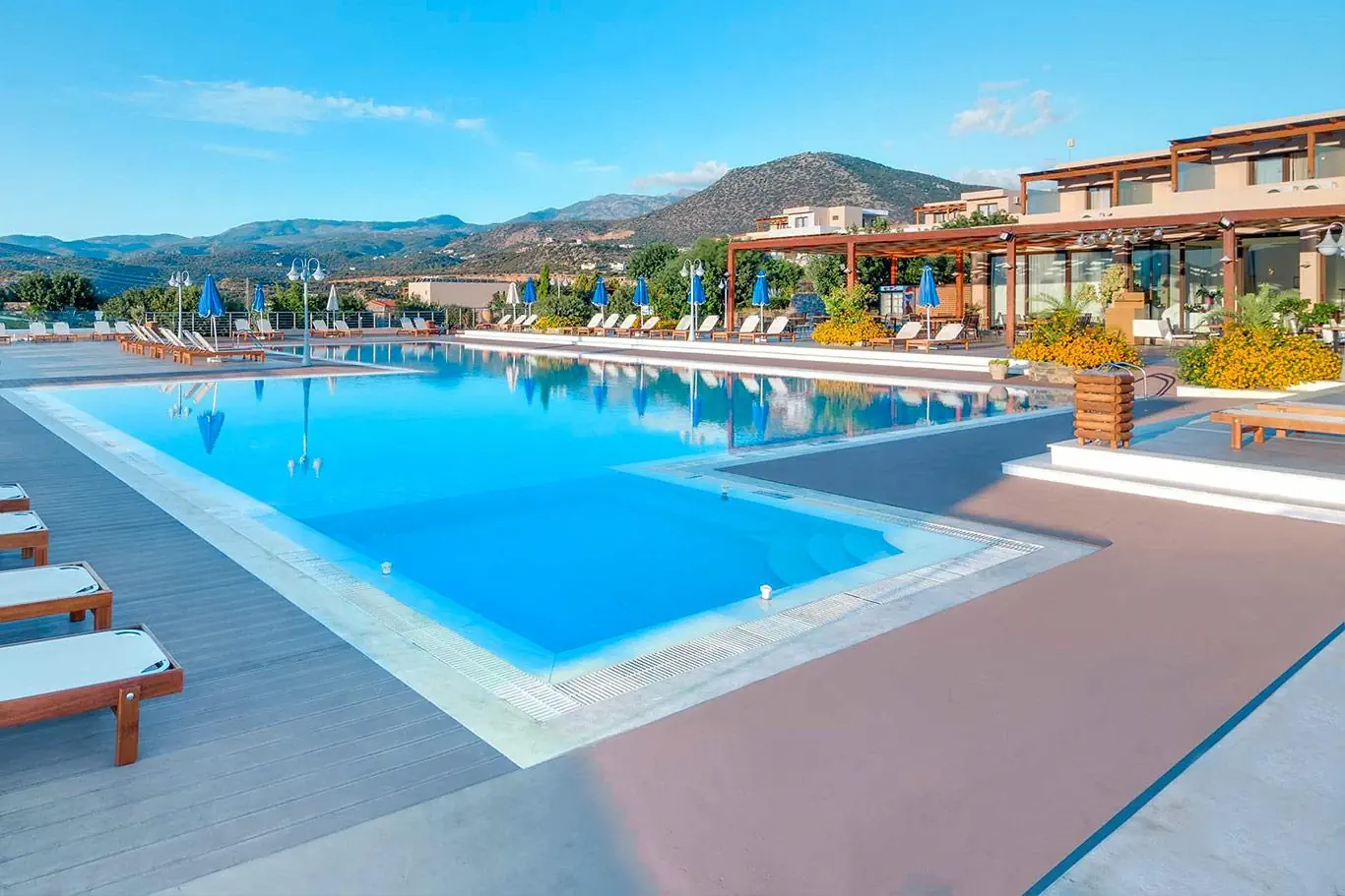 Miramare Resort & Villas